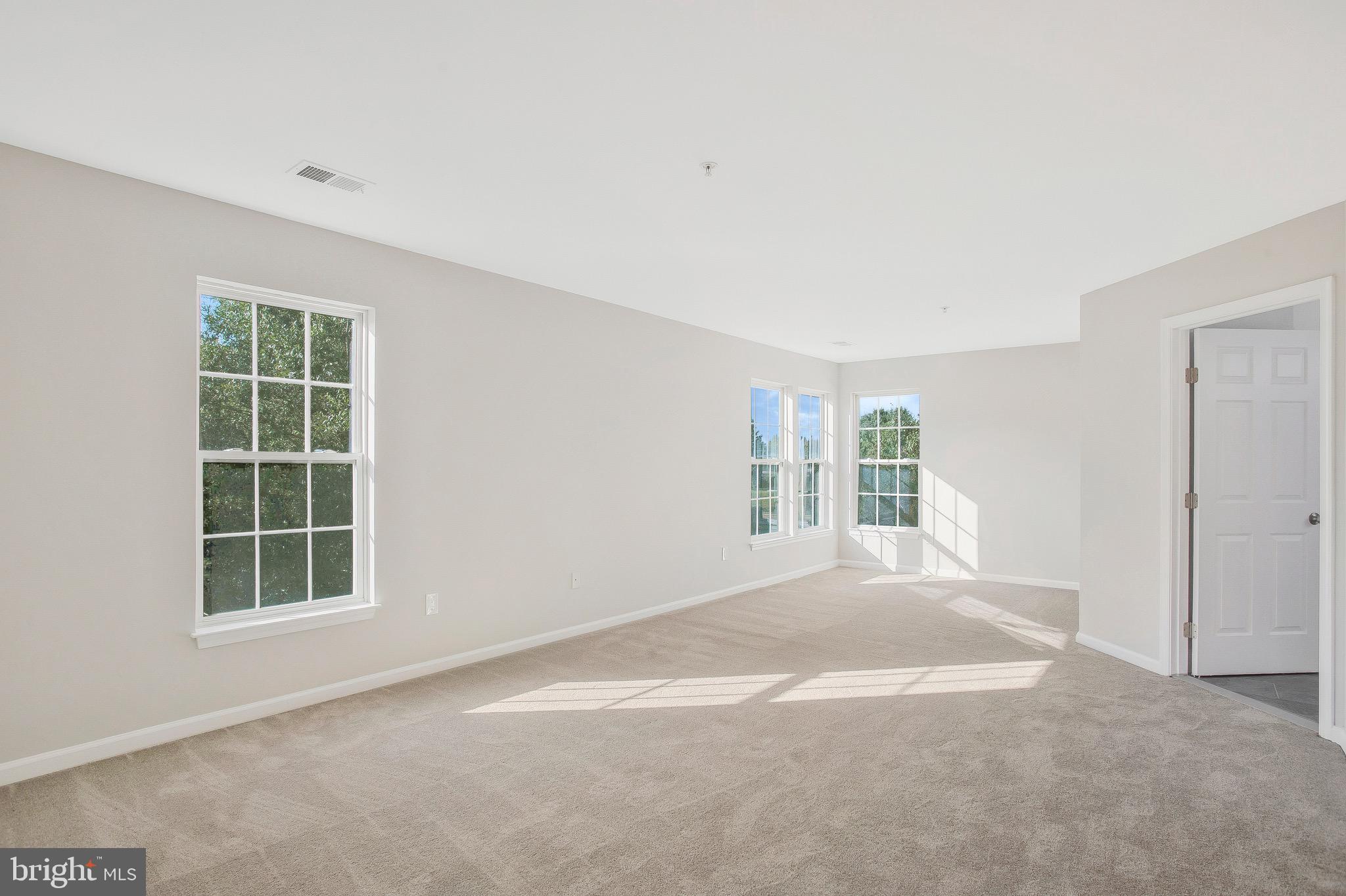 HAMPTON SUB-PLAT 1> - Residential