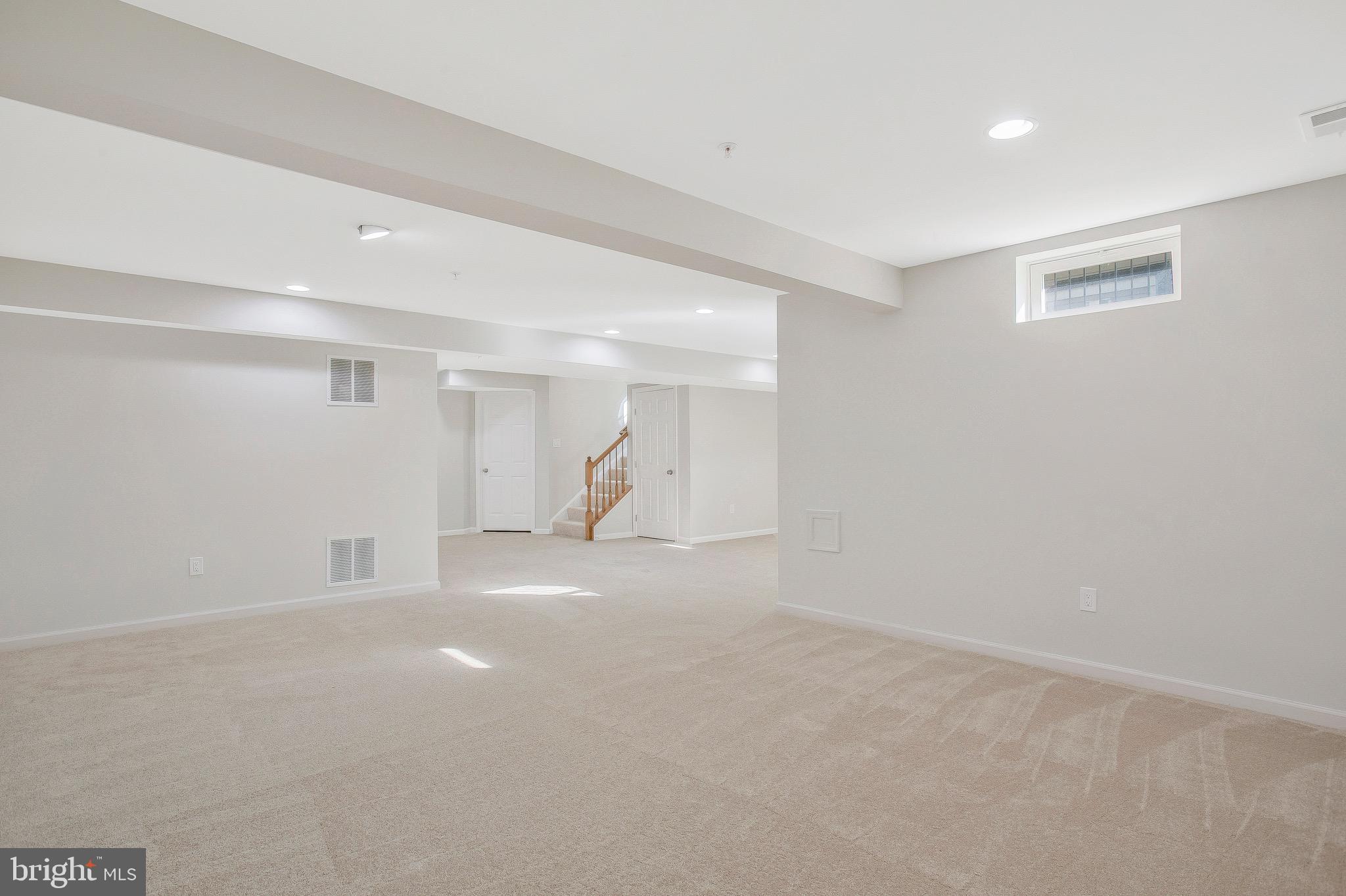 HAMPTON SUB-PLAT 1> - Residential