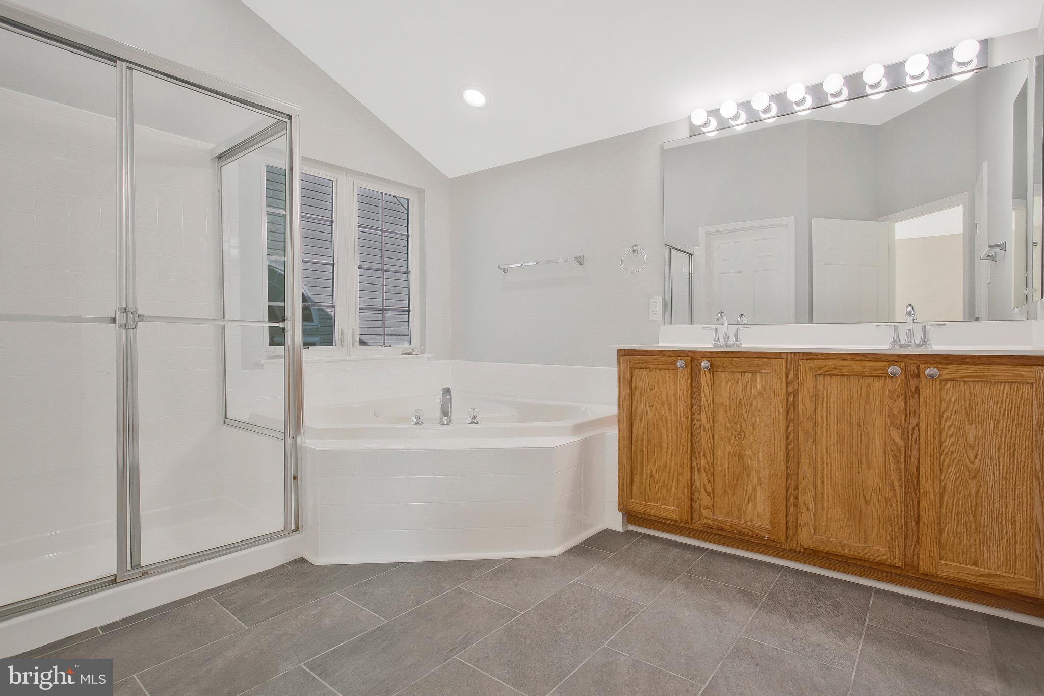 HAMPTON SUB-PLAT 1> - Residential