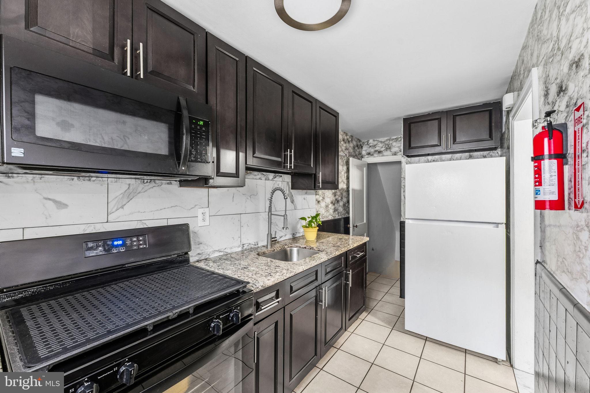 STONEHURST - Residential