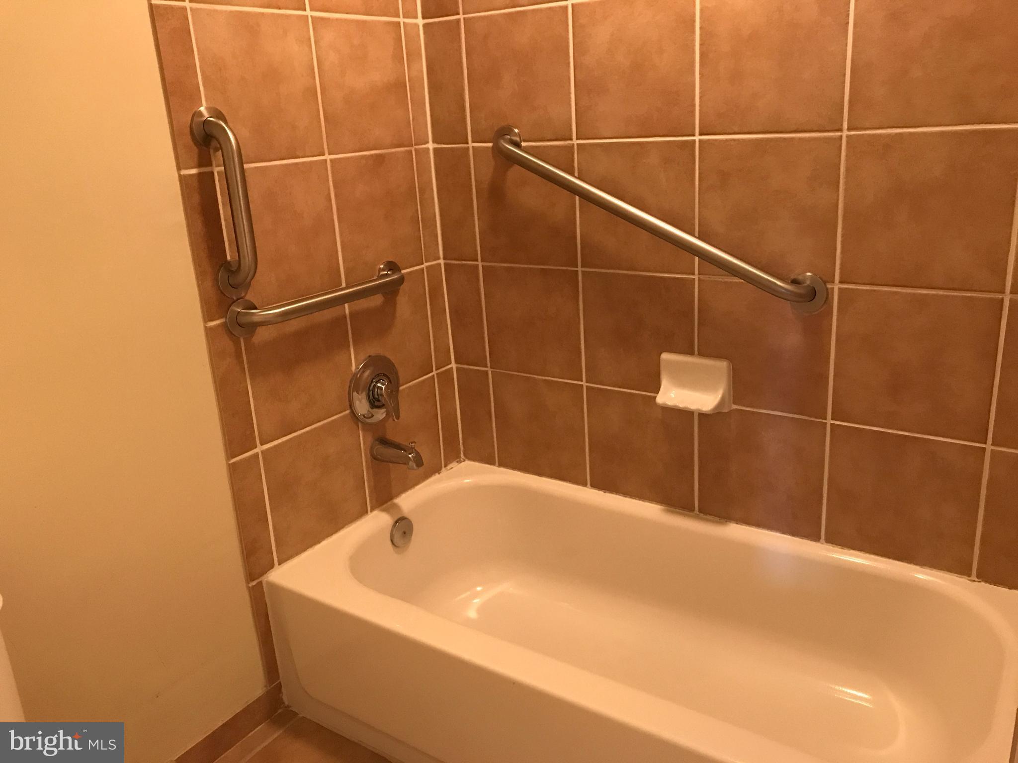 MERCER - Residential Lease