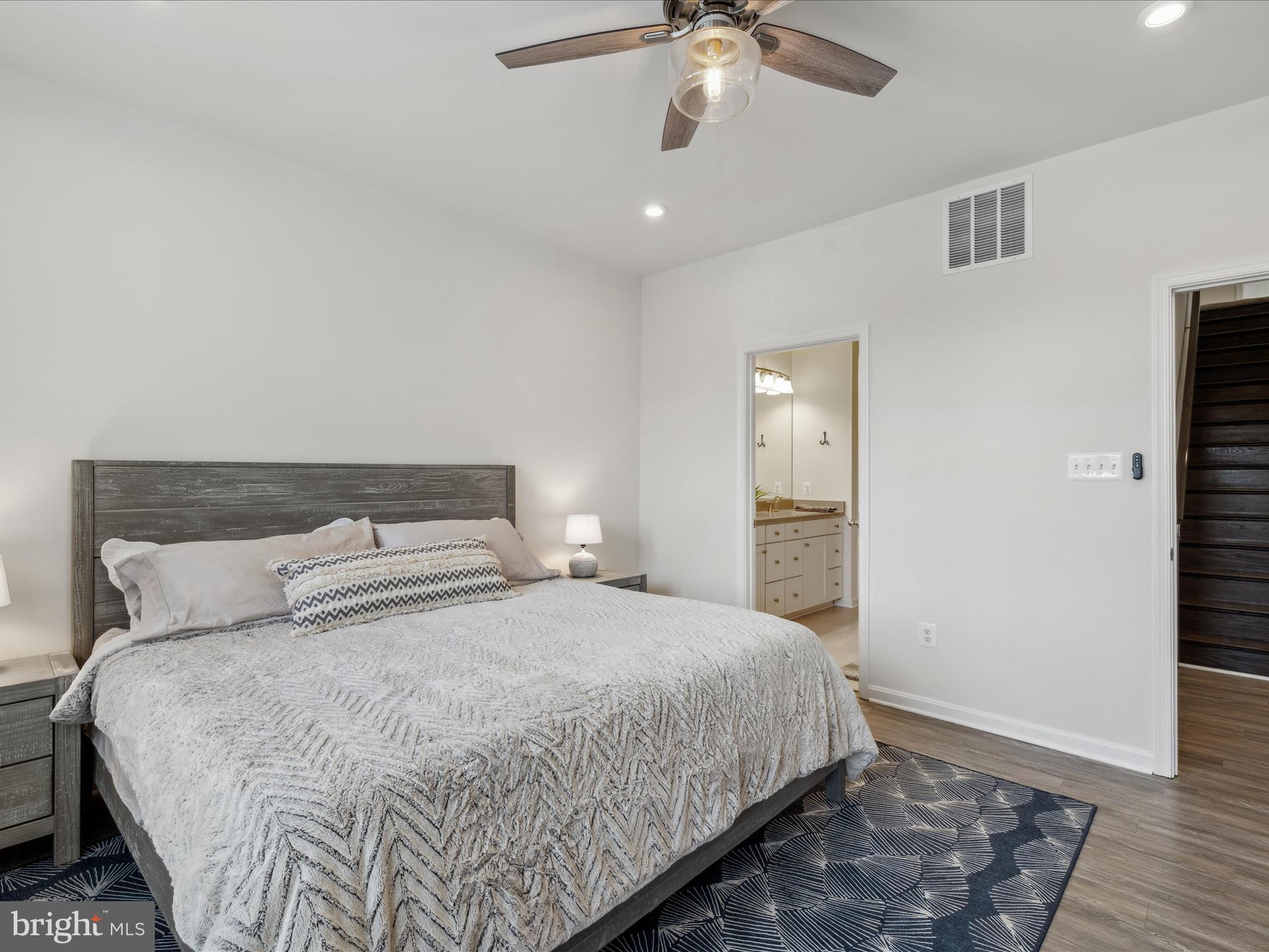 BAYSIDE - Residential