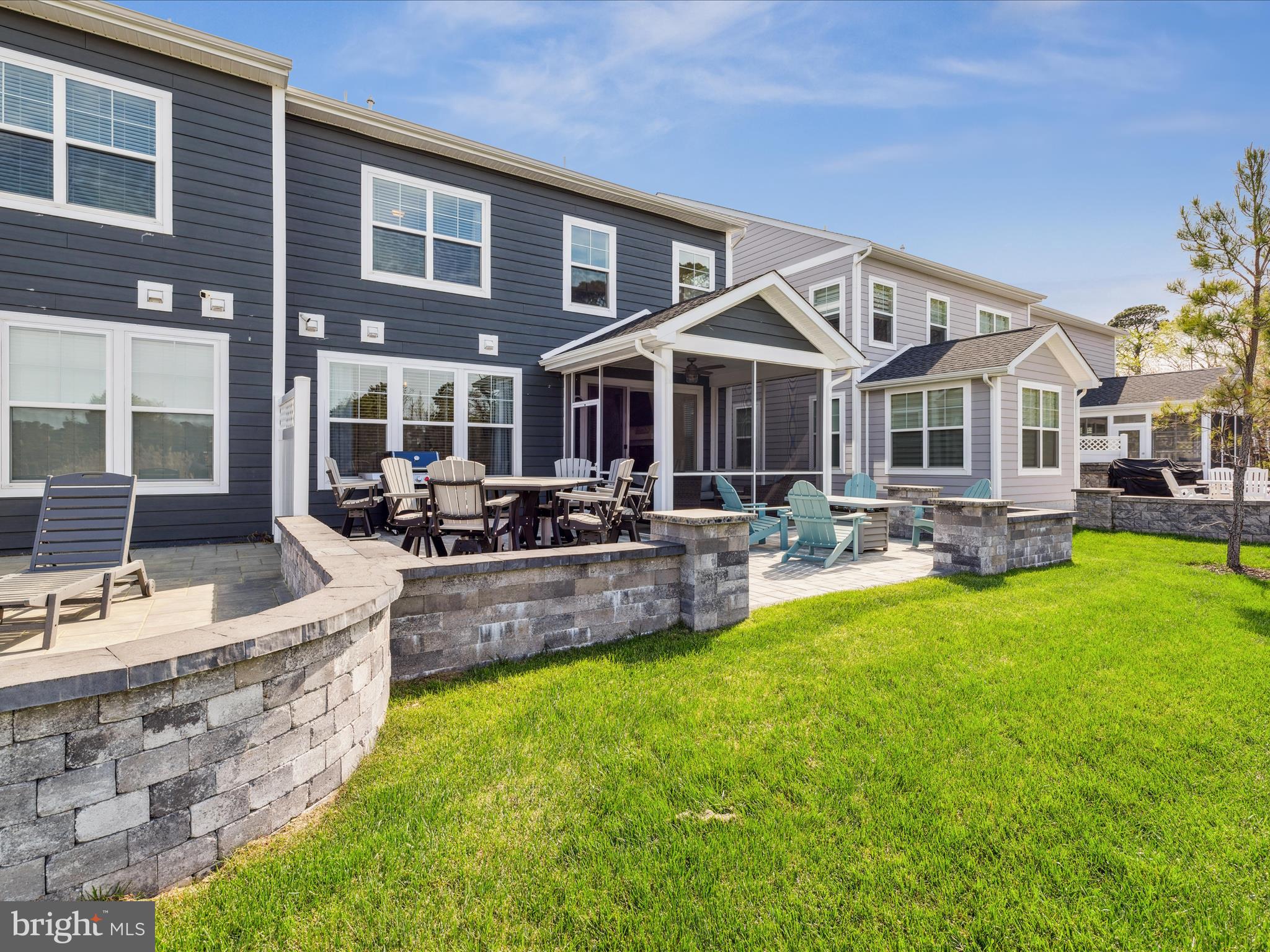 BAYSIDE - Residential