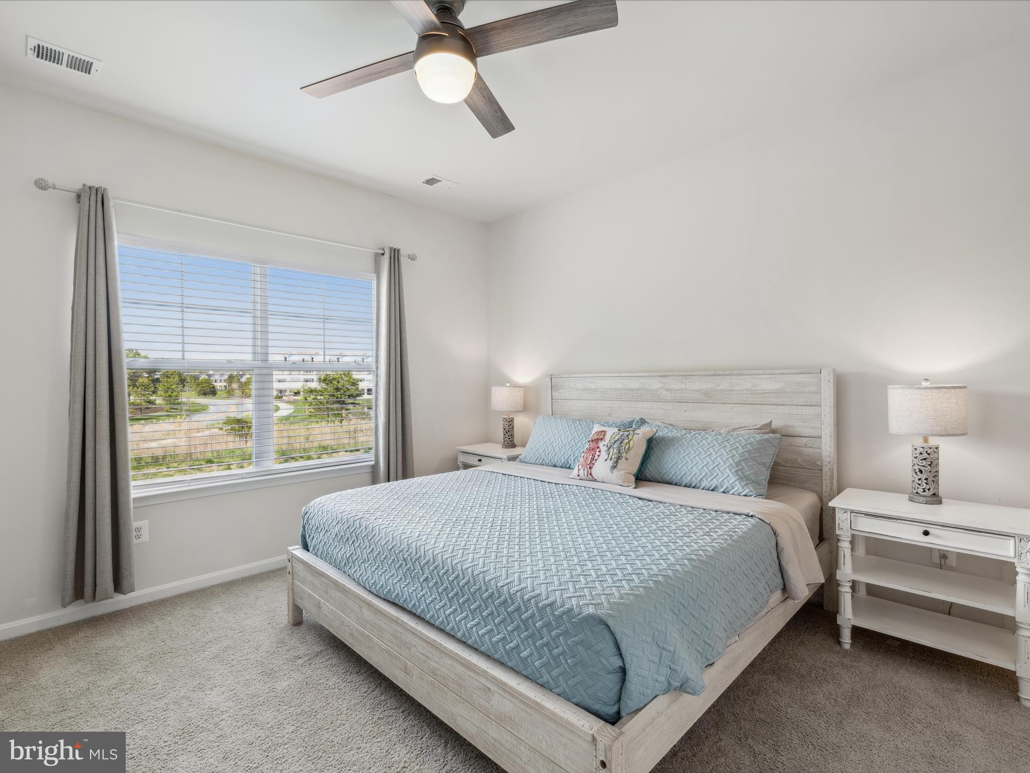 BAYSIDE - Residential