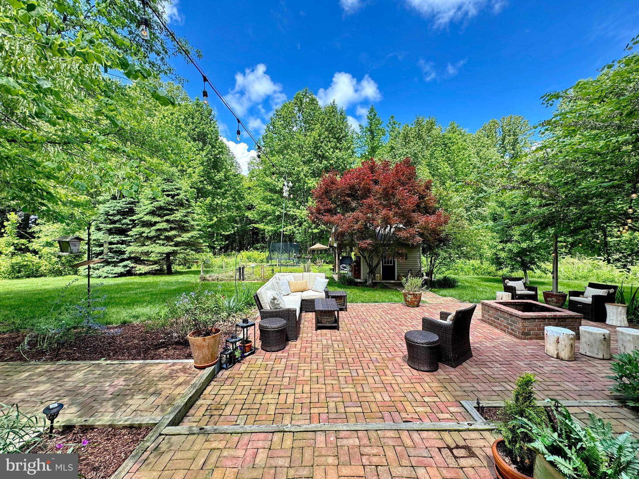 OAKWOOD MANOR - Residential