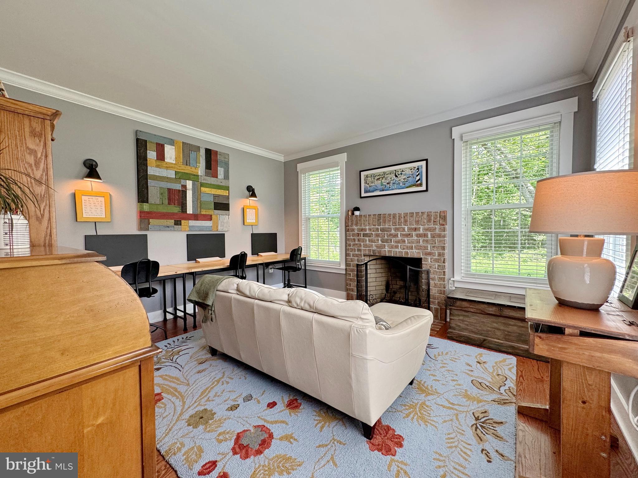 OAKWOOD MANOR - Residential