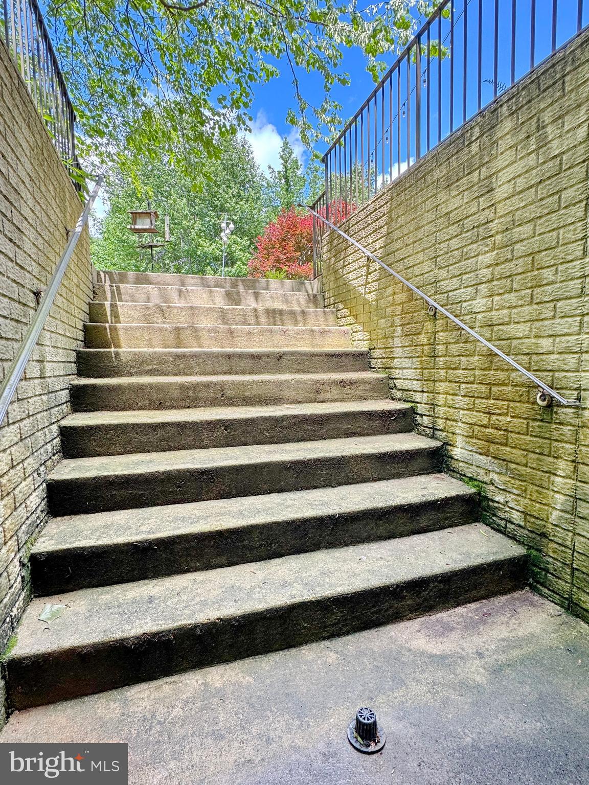 OAKWOOD MANOR - Residential