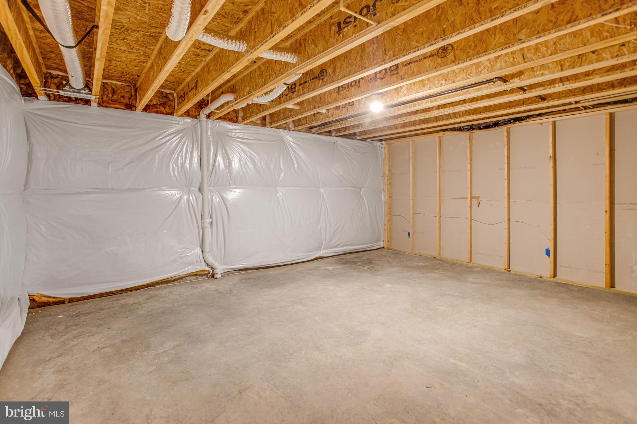 SUMMERFIELD - Residential Lease