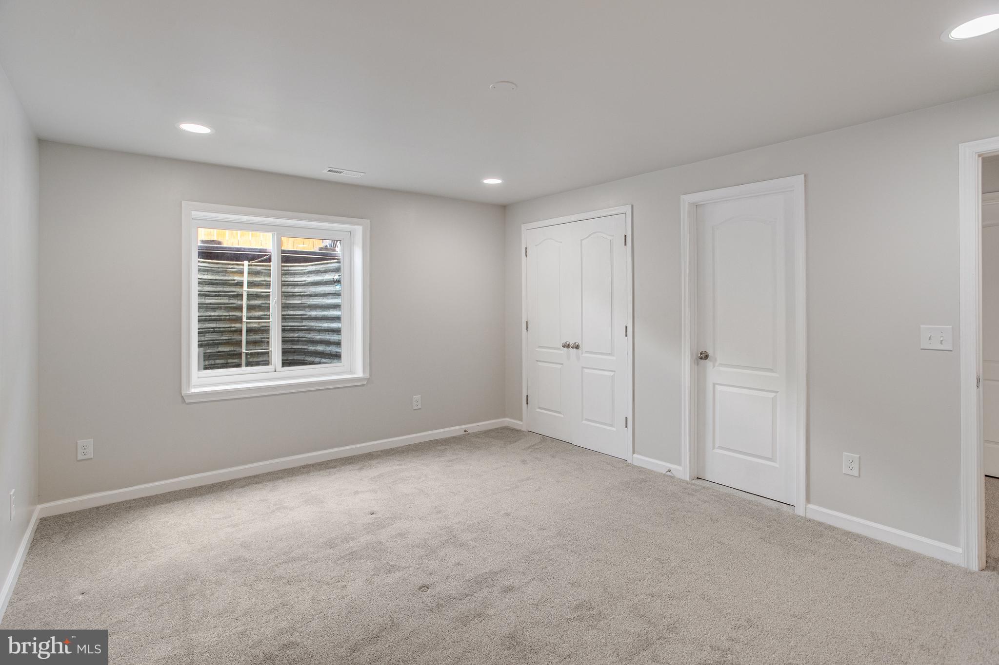 SUMMERFIELD - Residential Lease