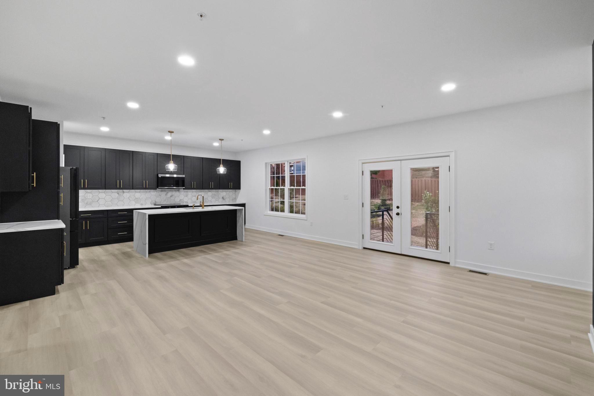 MARYLAND CITY - Residential