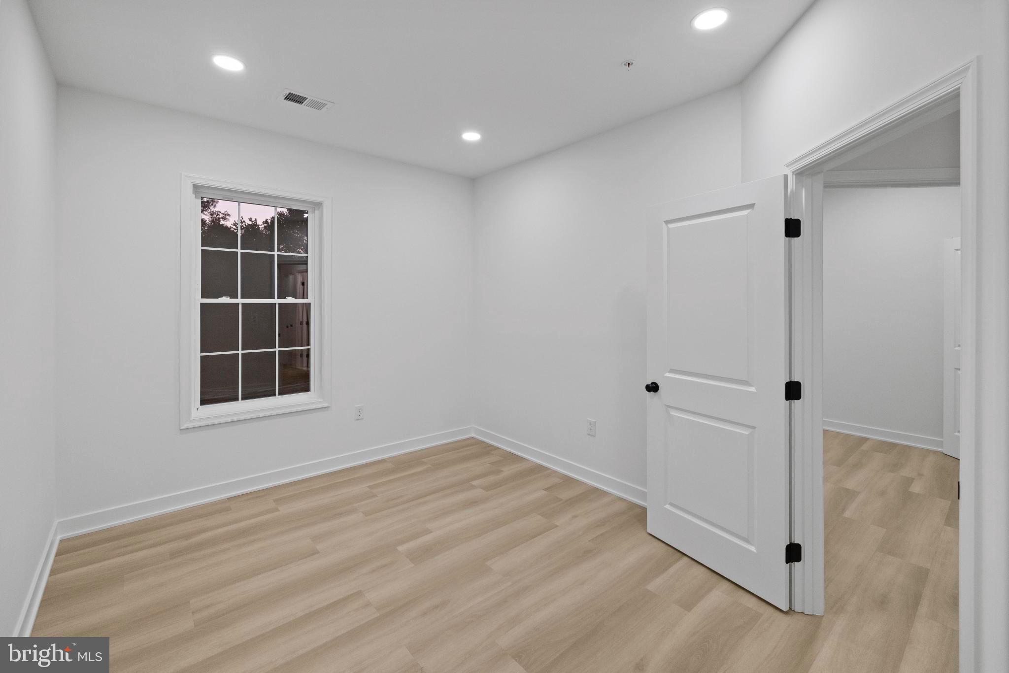 MARYLAND CITY - Residential