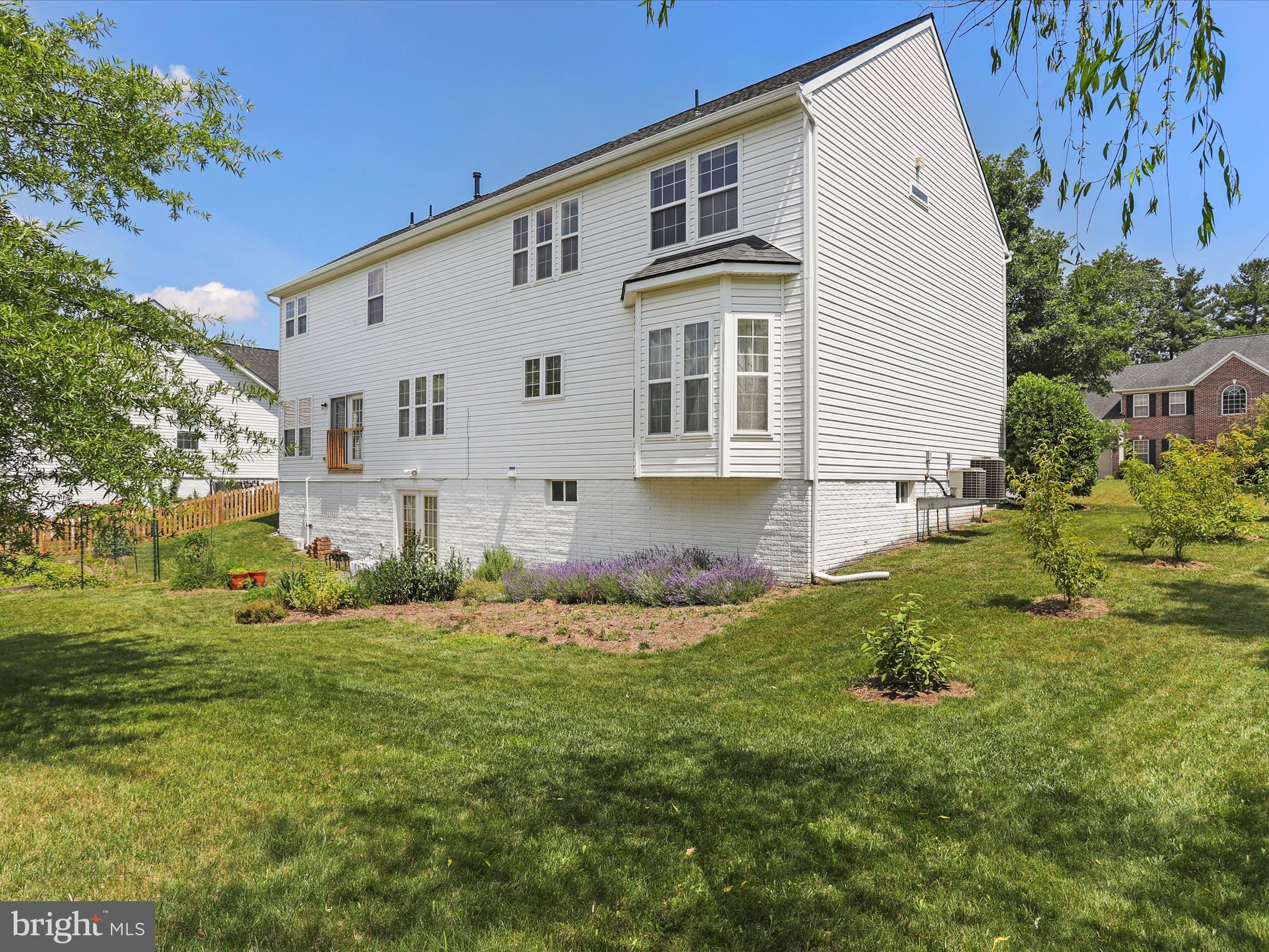 STONEBRIDGE - Residential