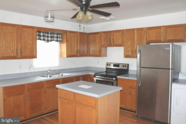 COLBY'S COURT - Residential