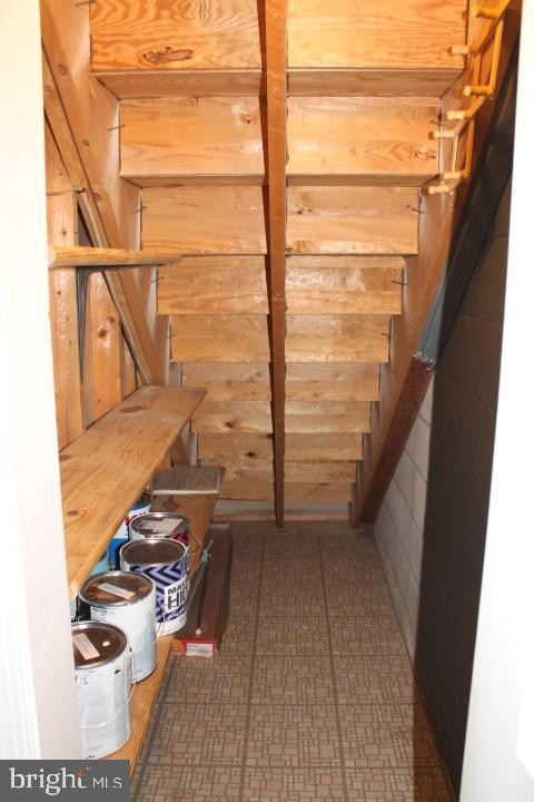 COLBY'S COURT - Residential