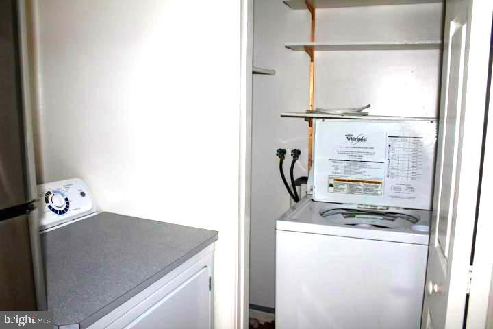 COLBY'S COURT - Residential