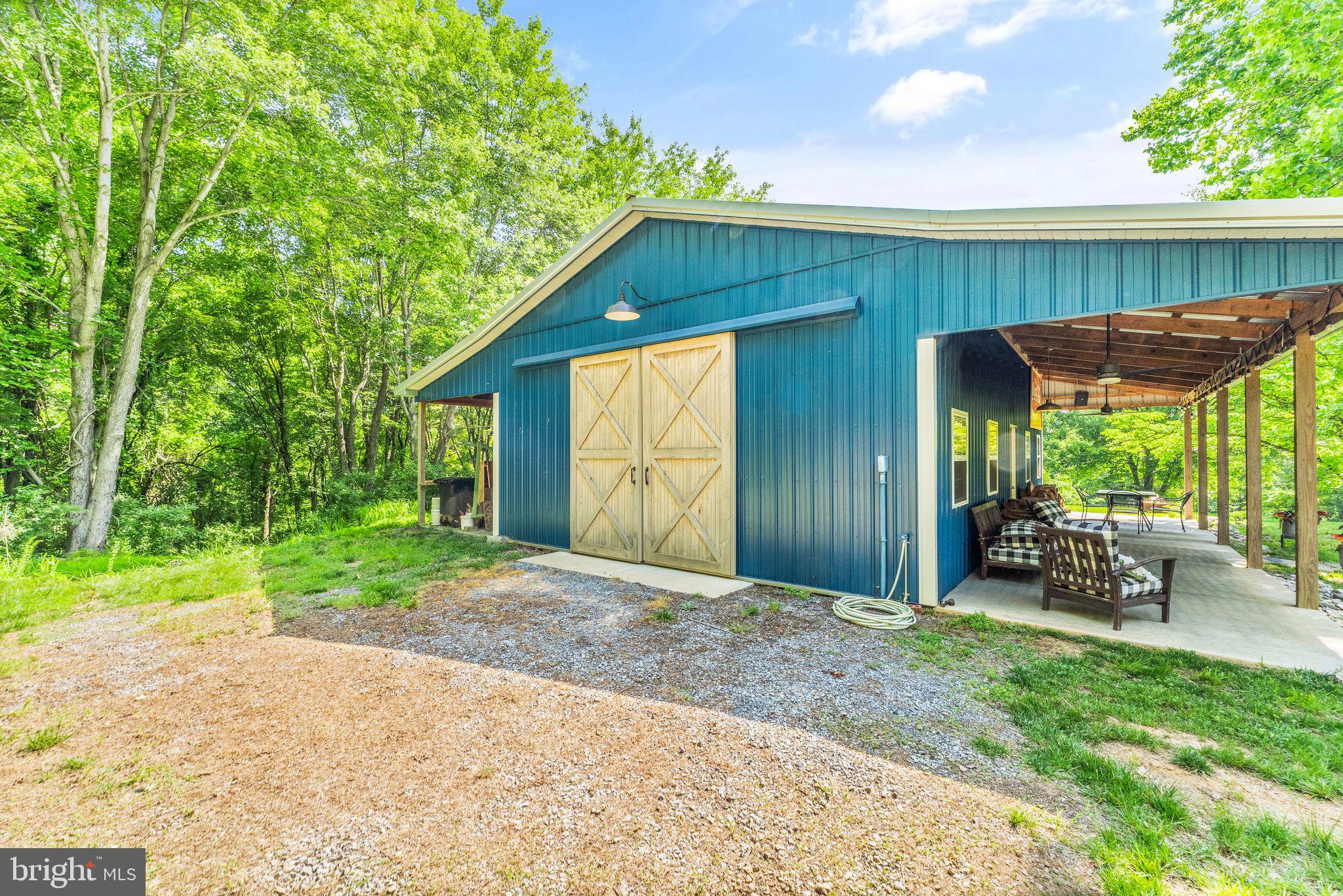 SOMMERS TIME FARM - Residential