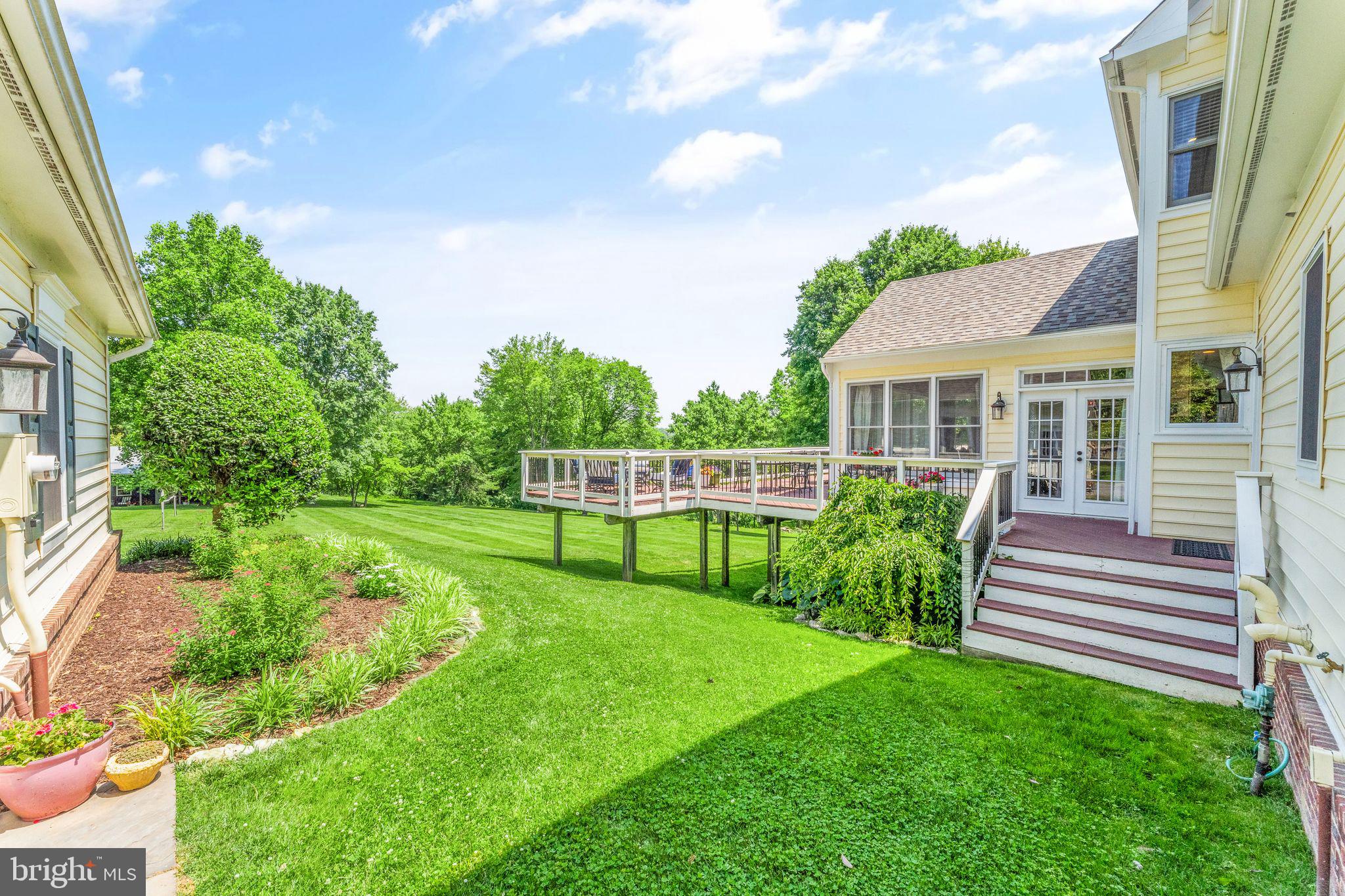 SOMMERS TIME FARM - Residential