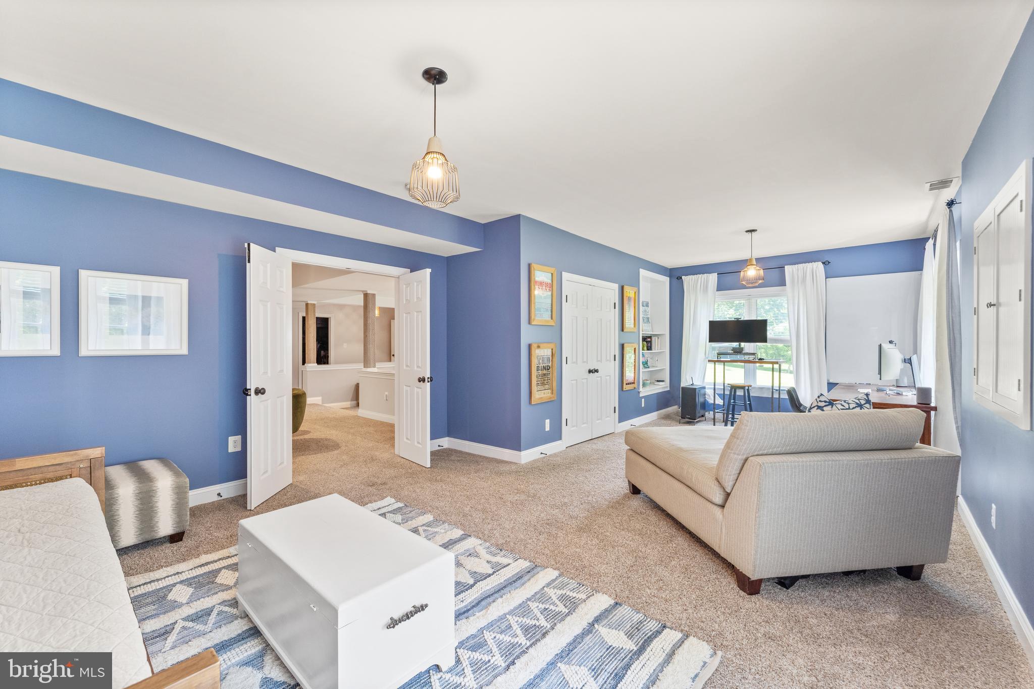 SOMMERS TIME FARM - Residential