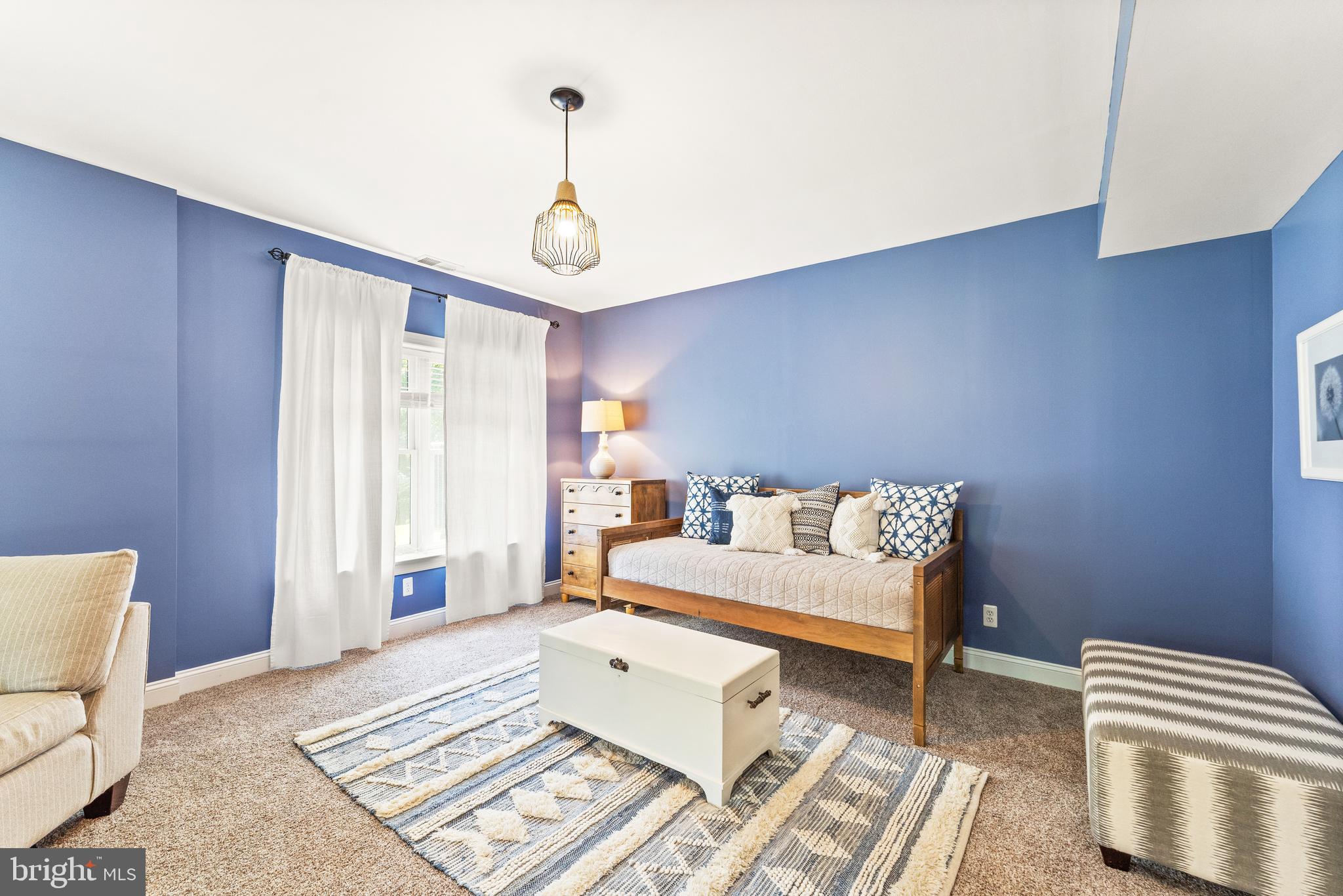 SOMMERS TIME FARM - Residential