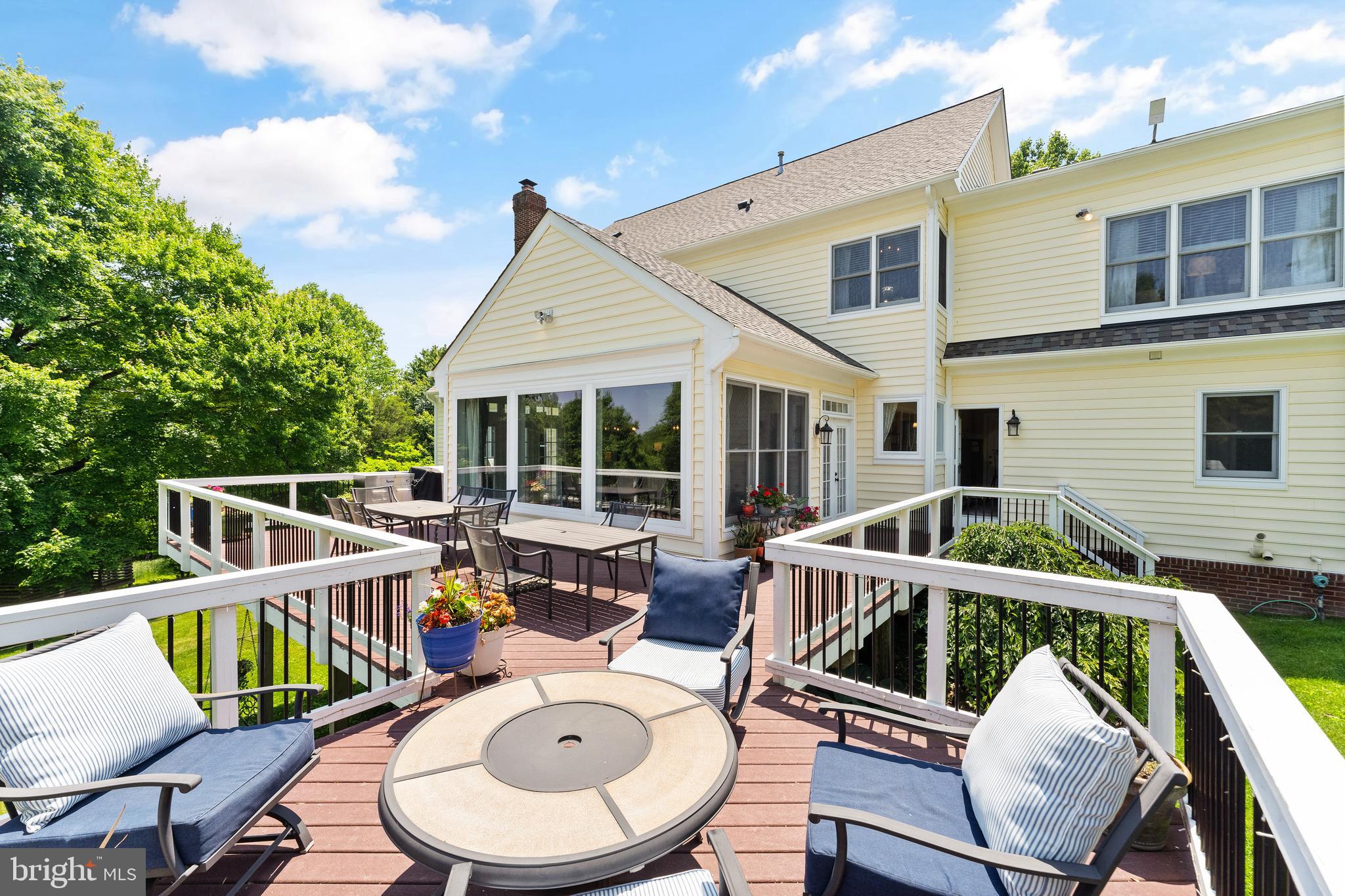 SOMMERS TIME FARM - Residential