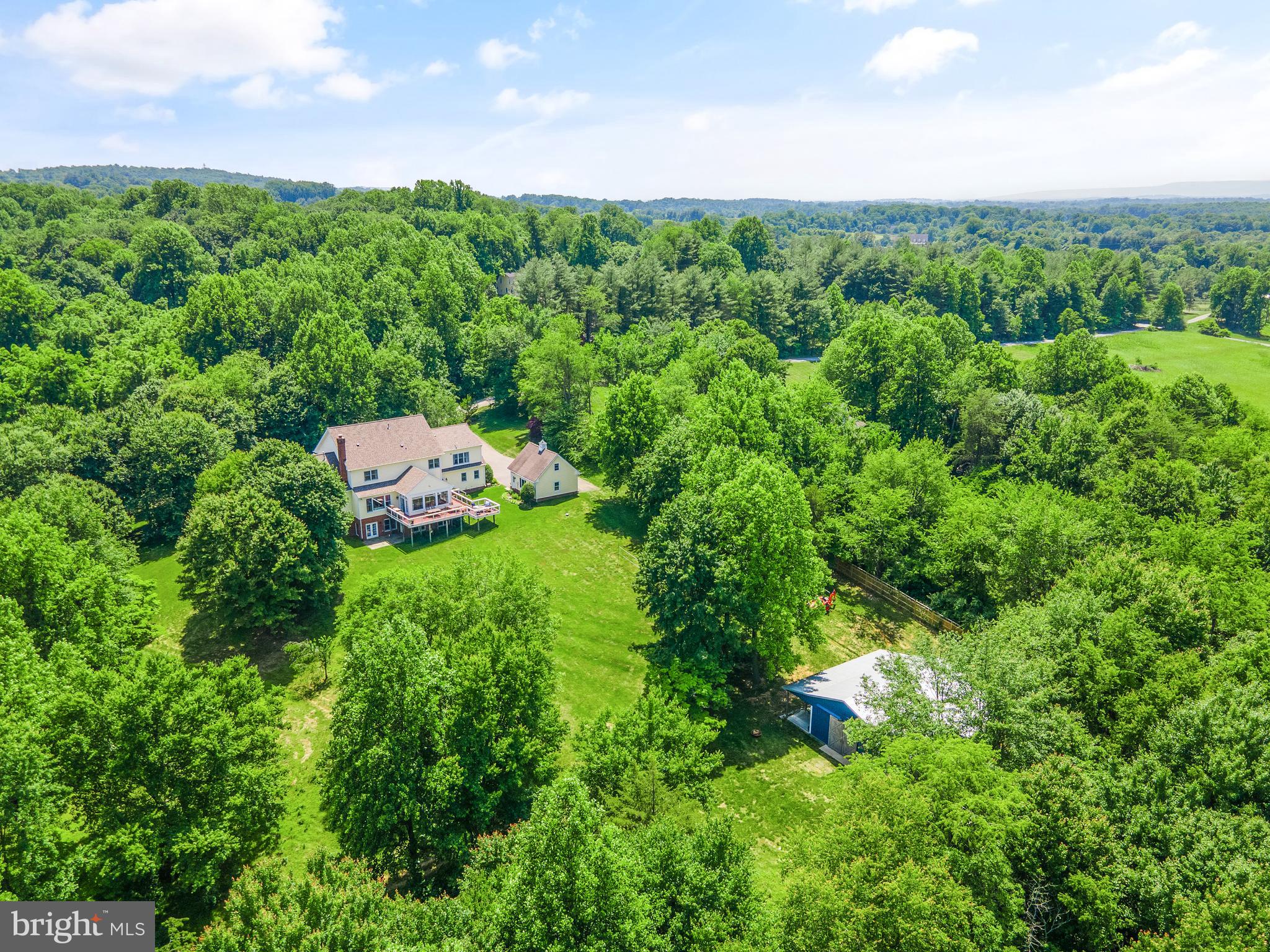 SOMMERS TIME FARM - Residential