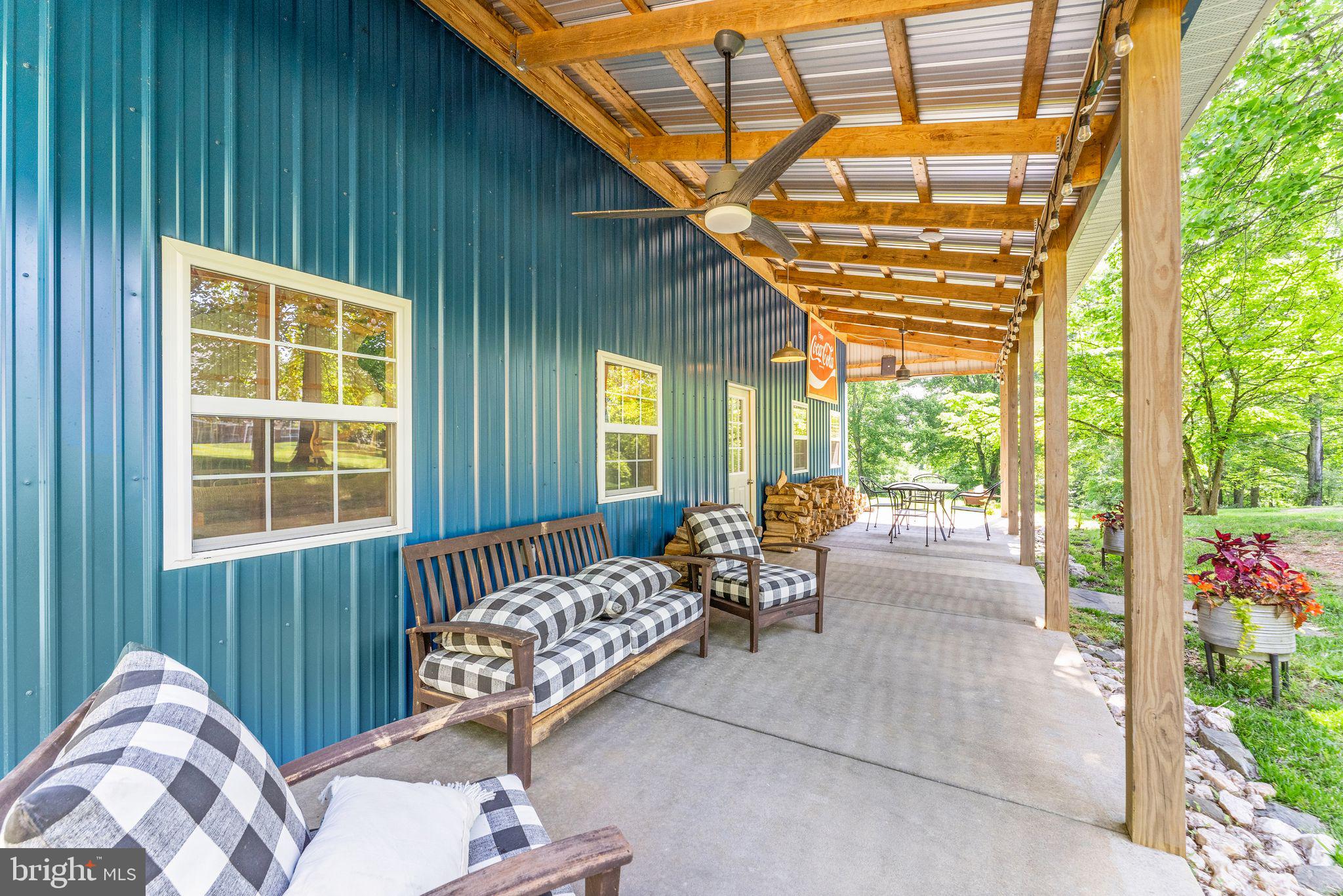 SOMMERS TIME FARM - Residential