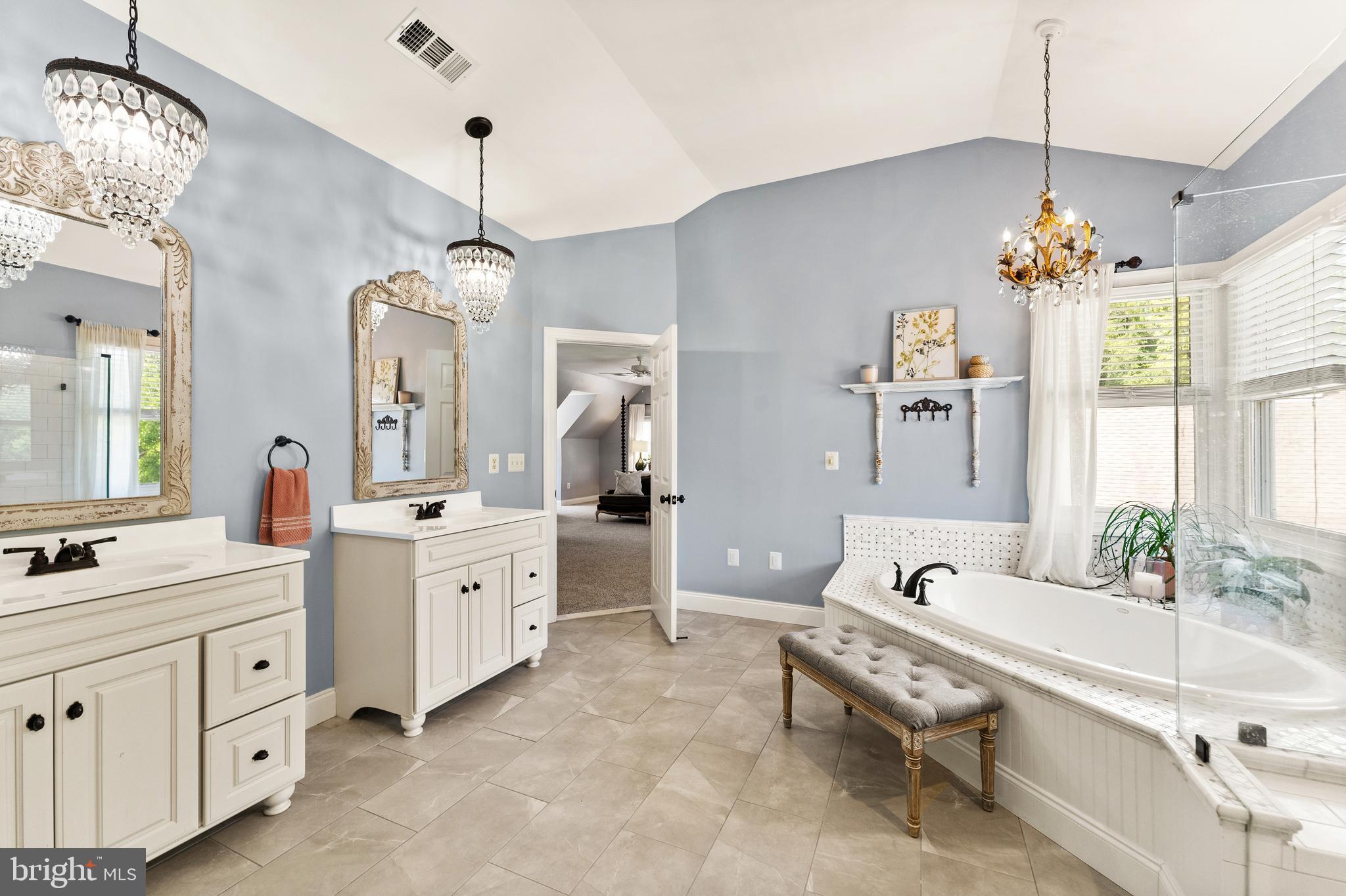 SOMMERS TIME FARM - Residential