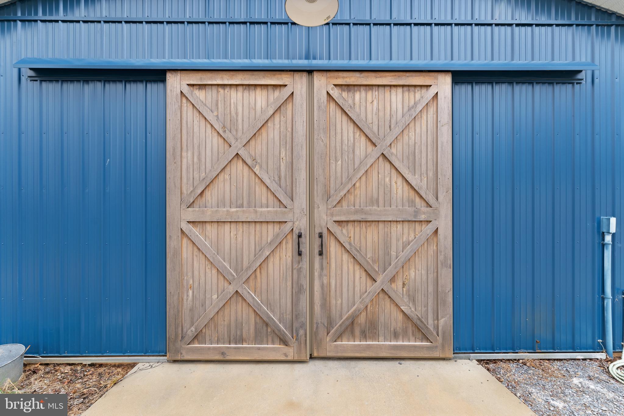 SOMMERS TIME FARM - Residential