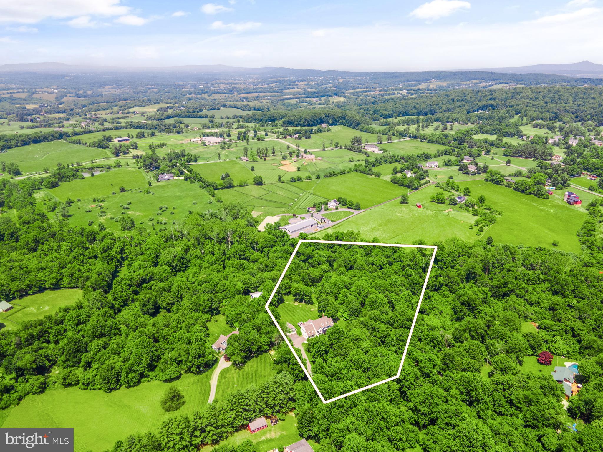 SOMMERS TIME FARM - Residential