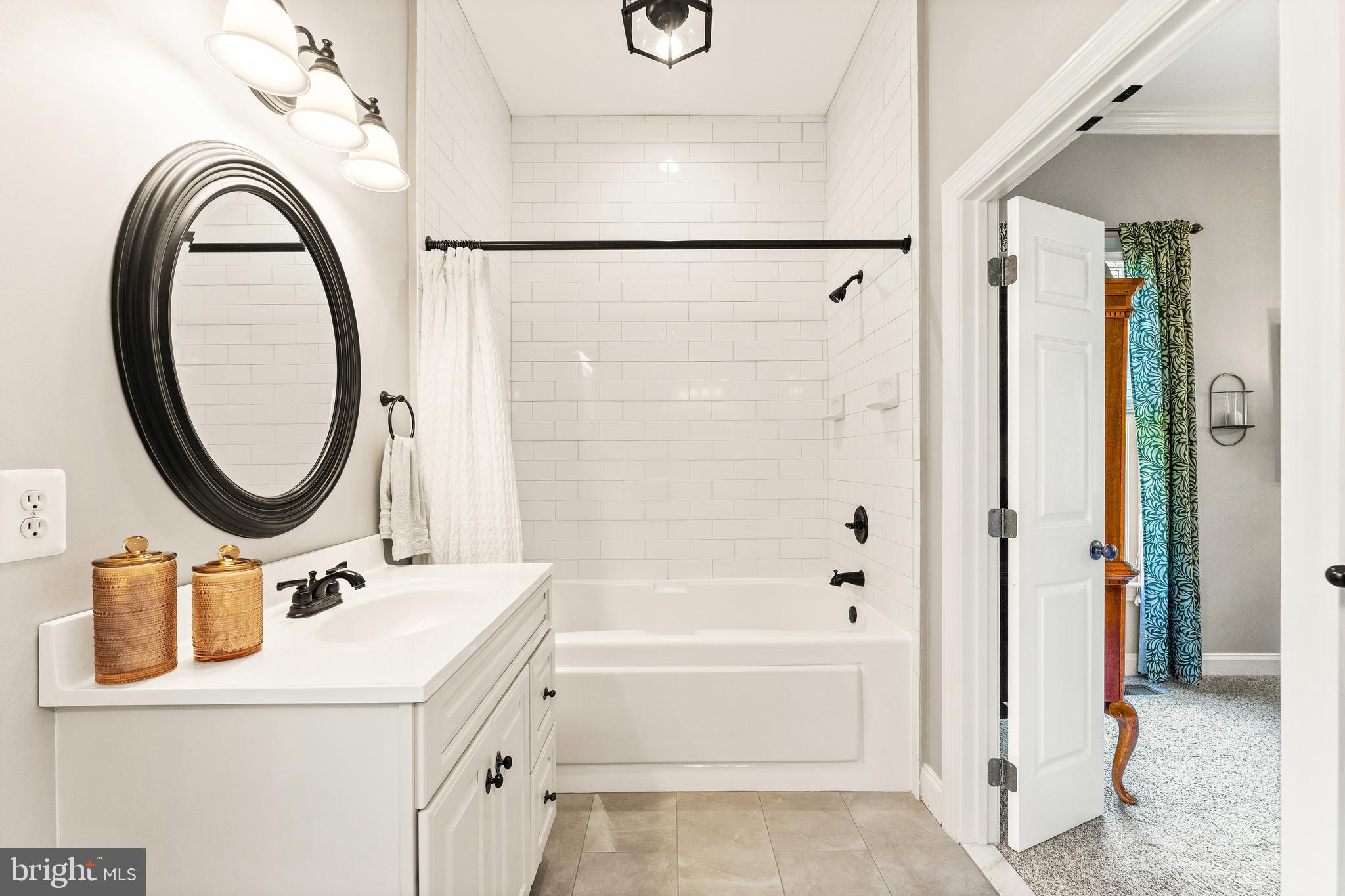 SOMMERS TIME FARM - Residential