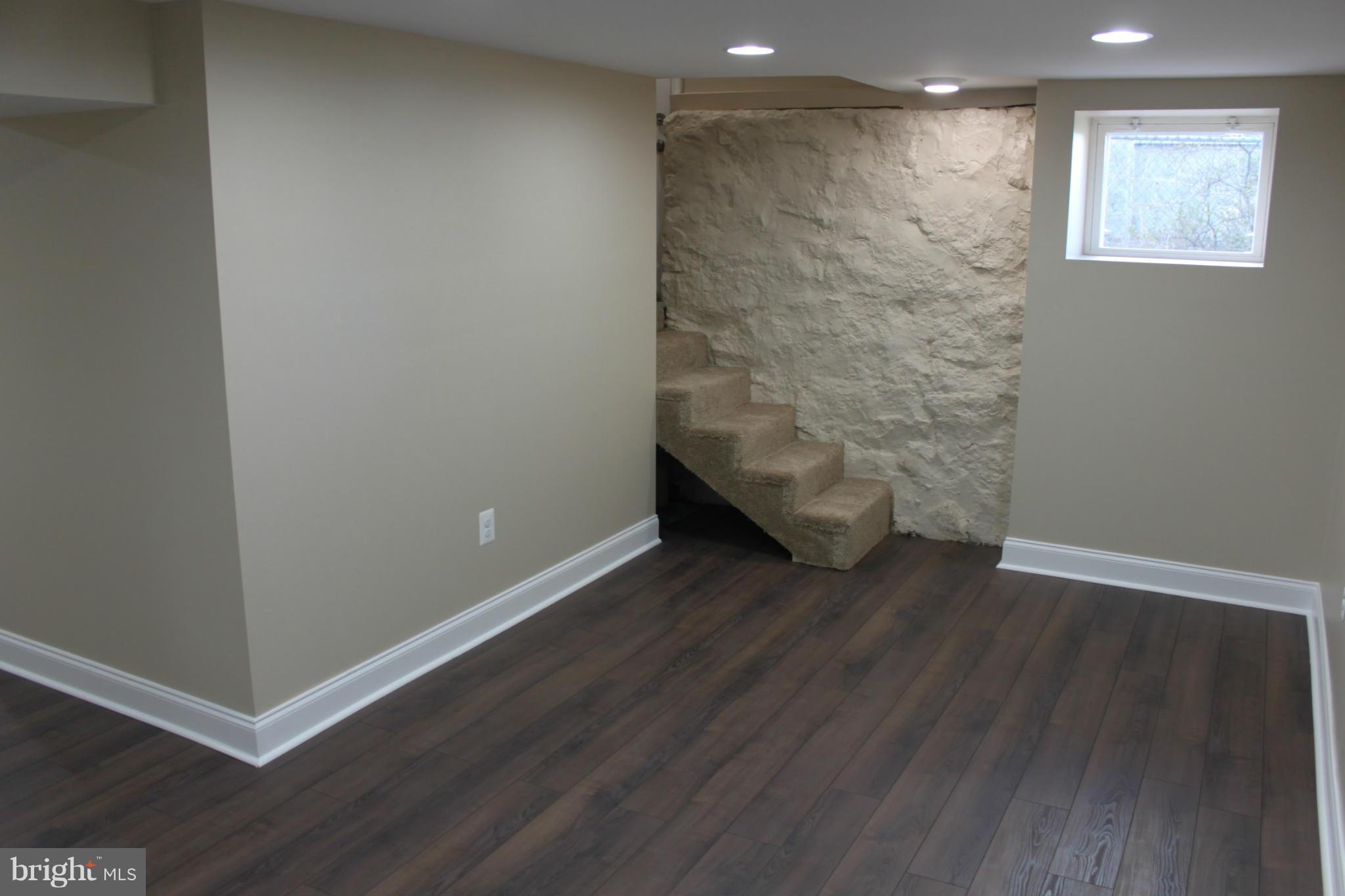 HOWARD PARK - Residential