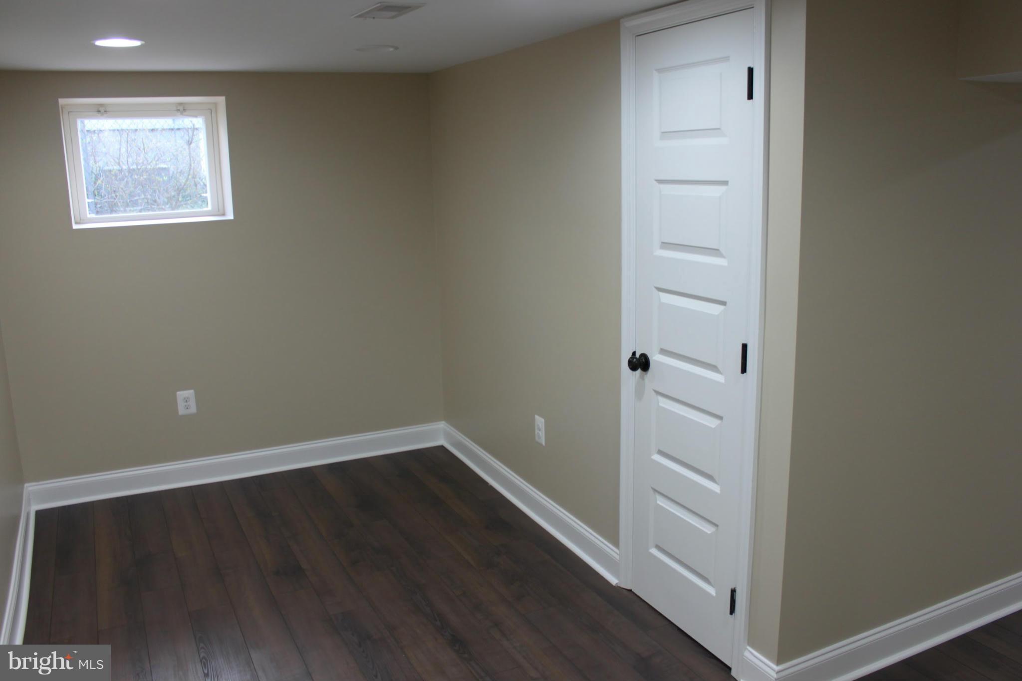 HOWARD PARK - Residential