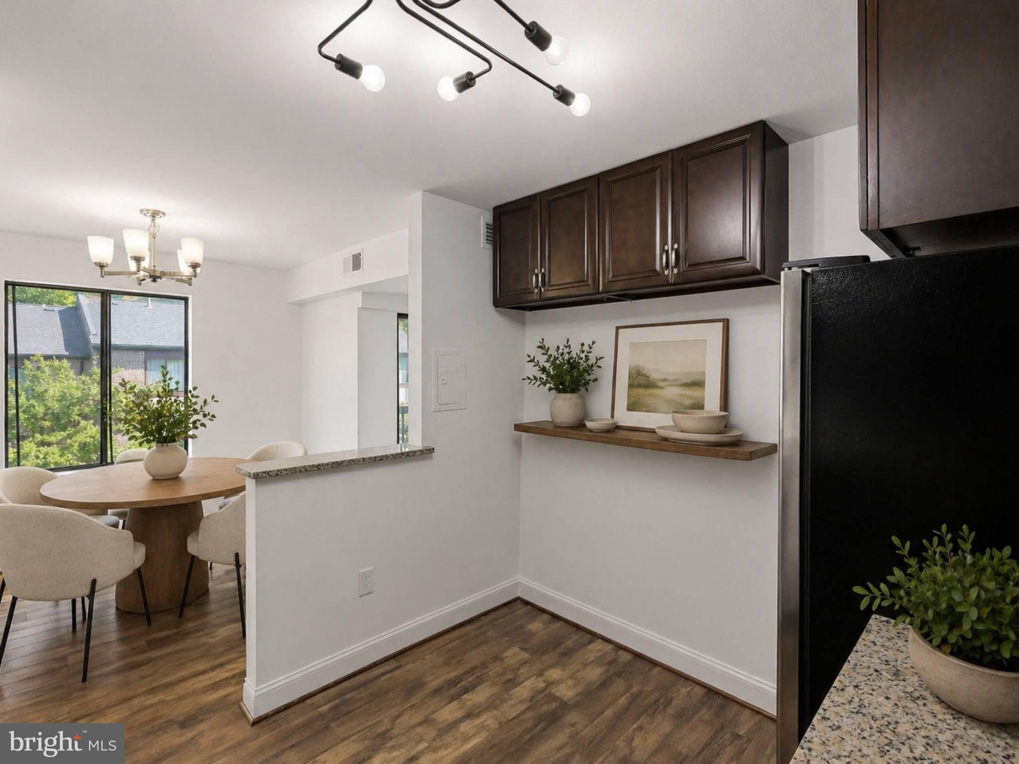 HAWTHORNE VILLAGE - Residential