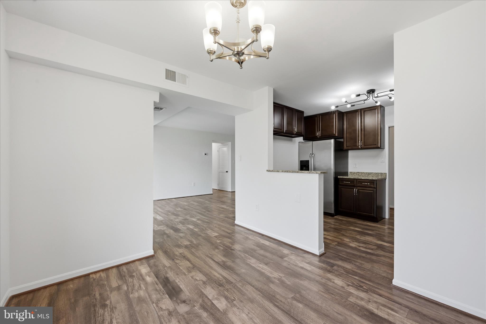 HAWTHORNE VILLAGE - Residential