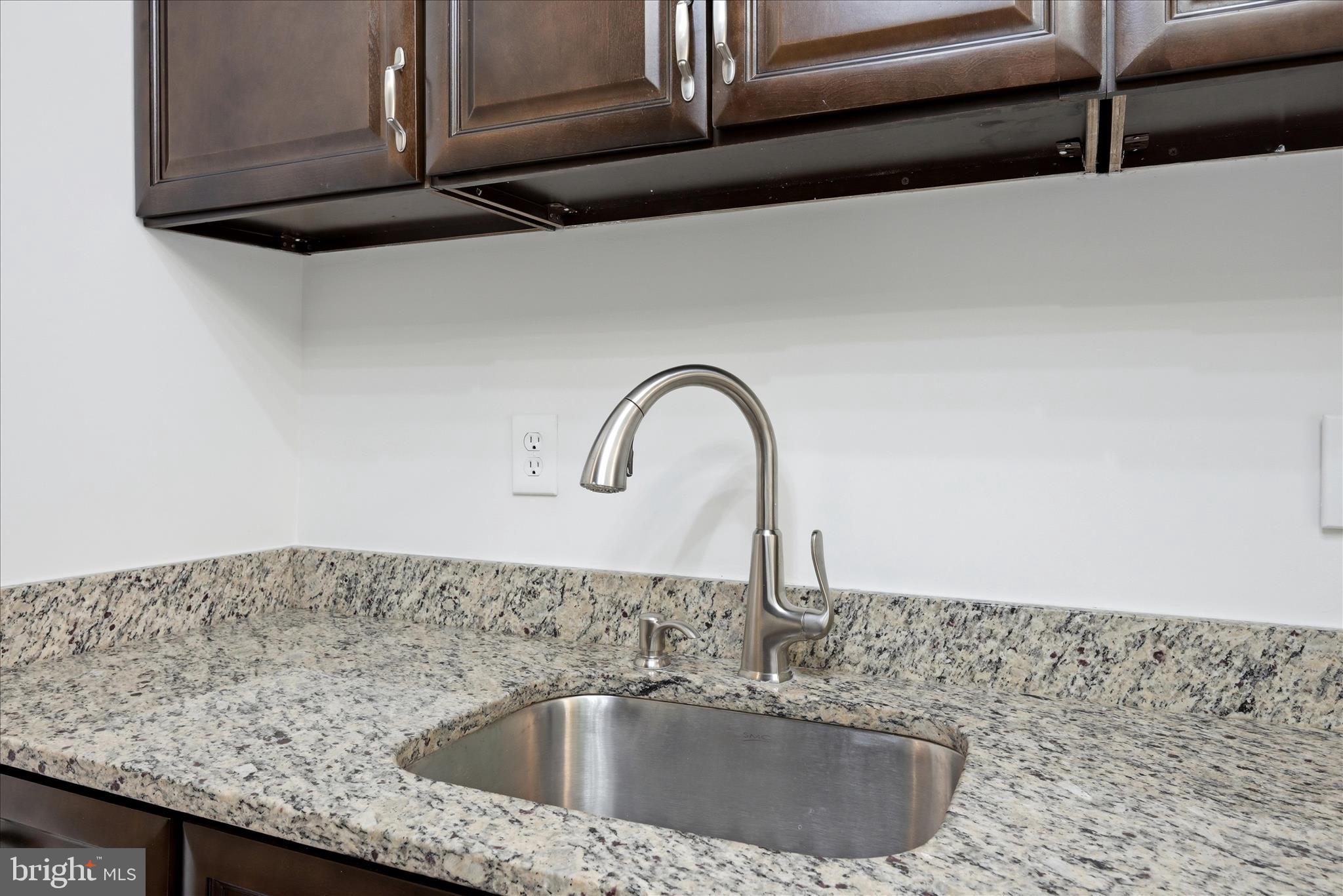 HAWTHORNE VILLAGE - Residential