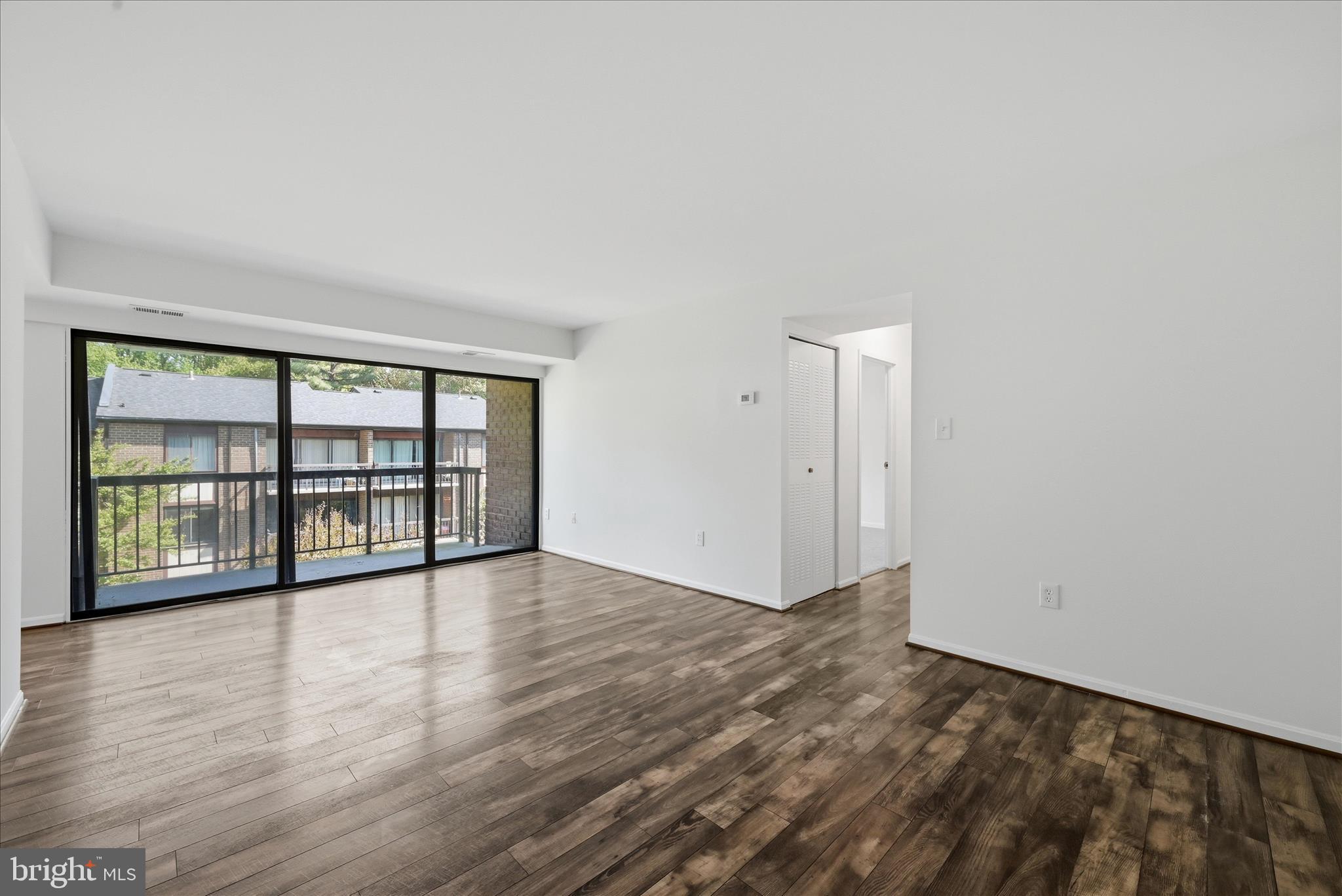 HAWTHORNE VILLAGE - Residential