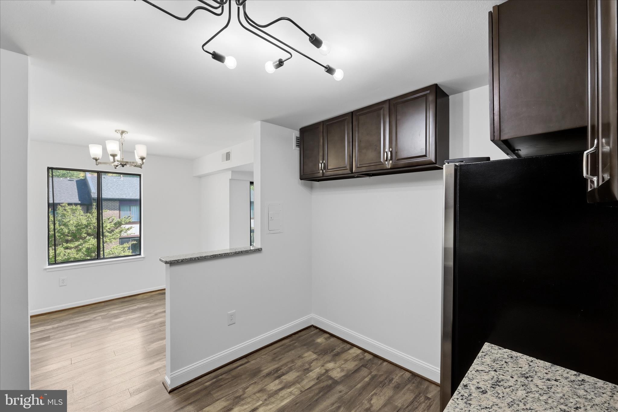 HAWTHORNE VILLAGE - Residential