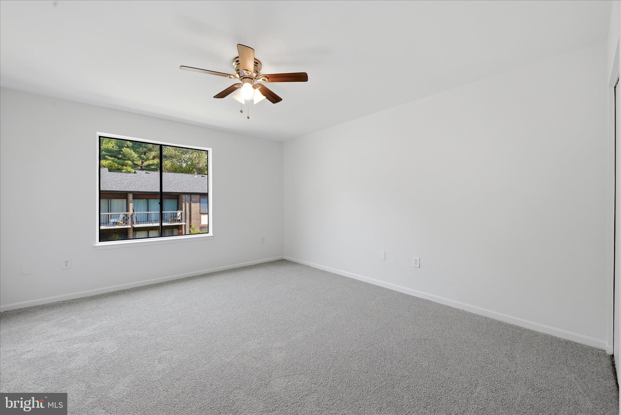 HAWTHORNE VILLAGE - Residential