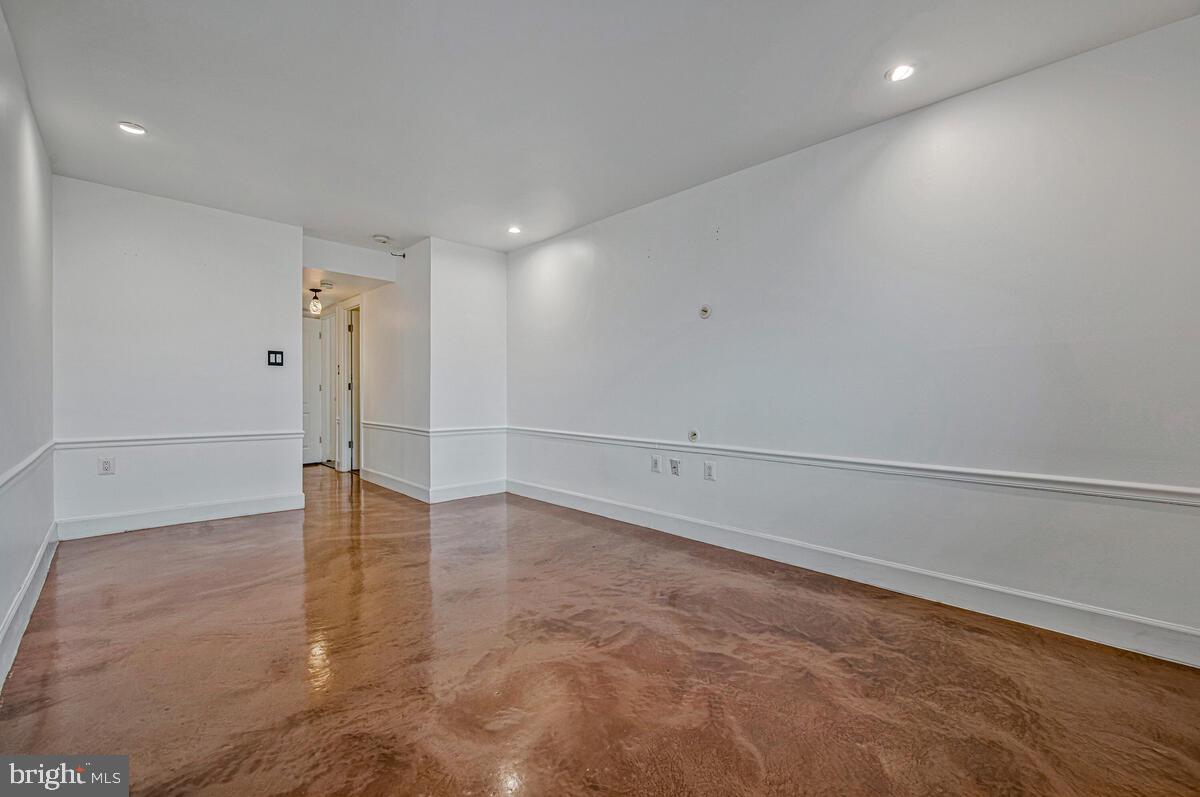 WESTWOOD PARK - Residential