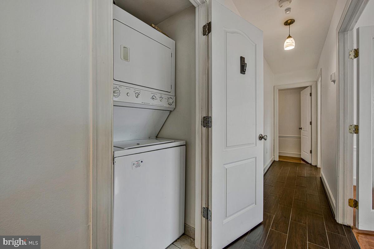 WESTWOOD PARK - Residential