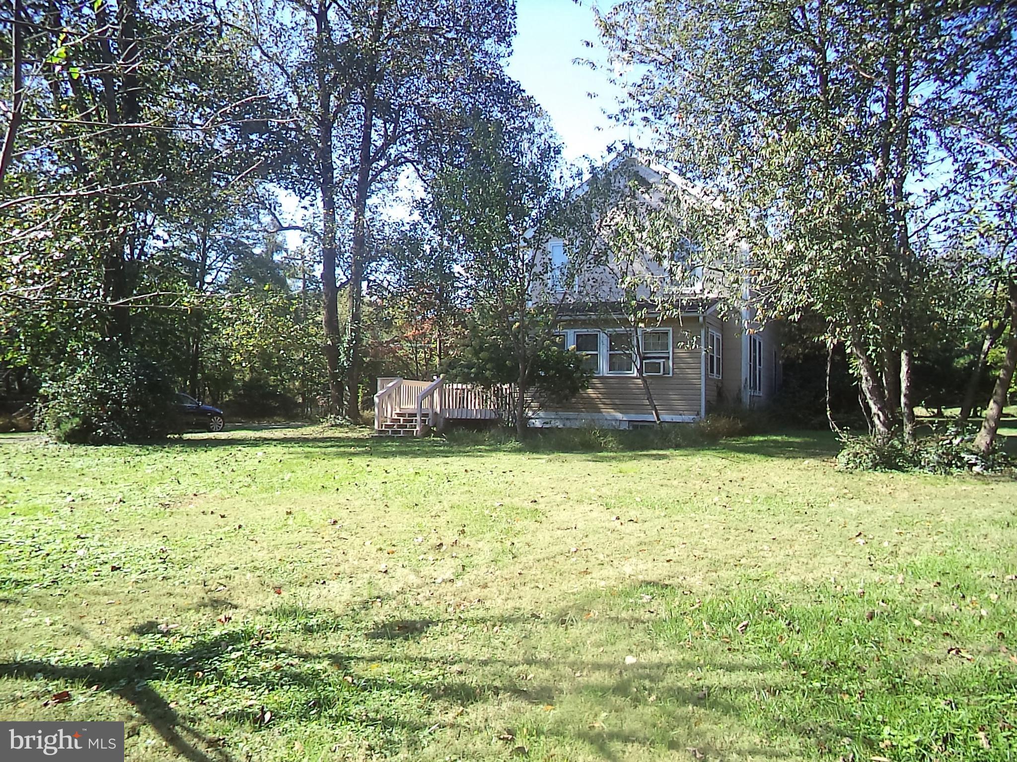 POTOMAC OUTSIDE - Land