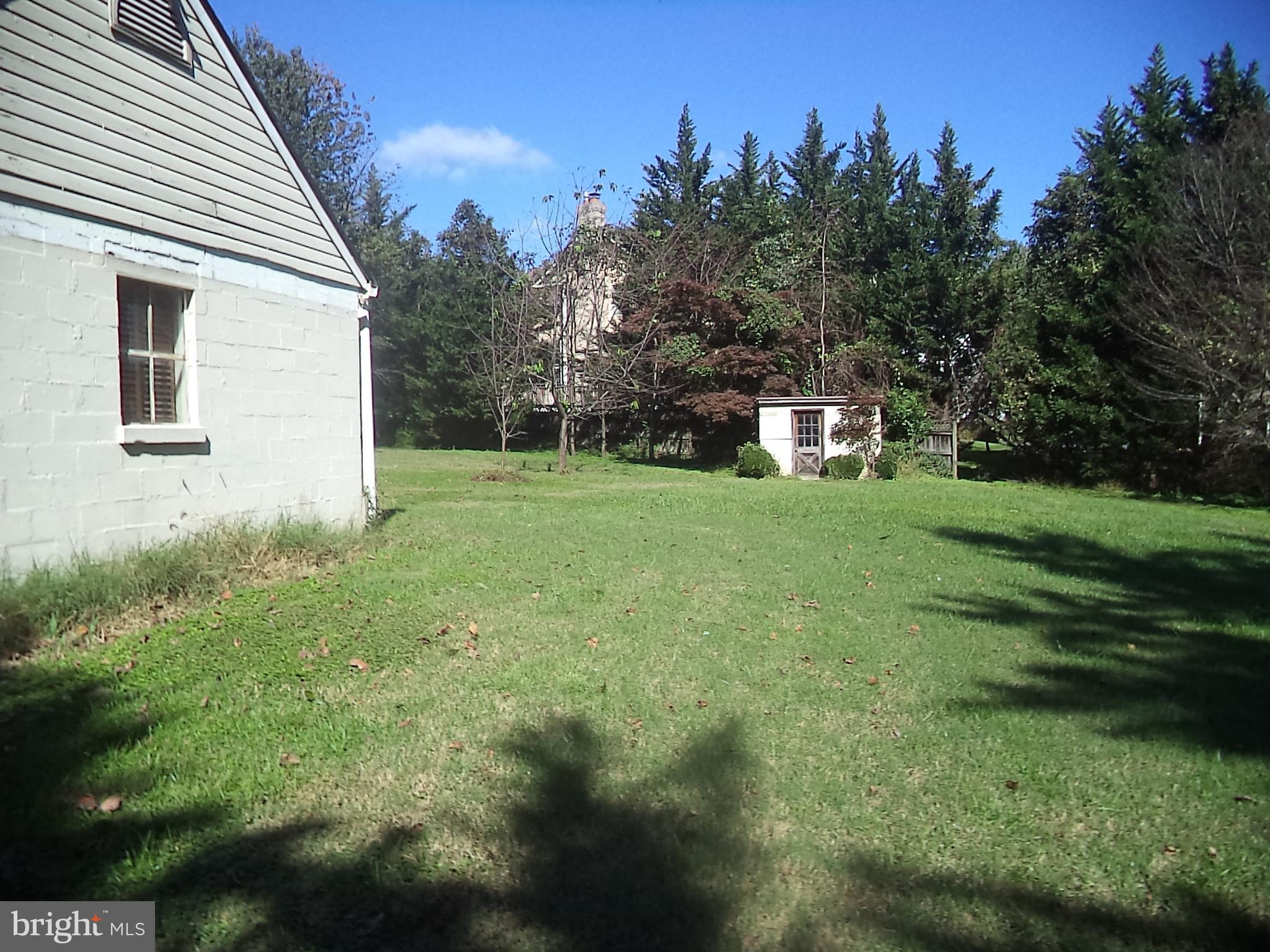 POTOMAC OUTSIDE - Land