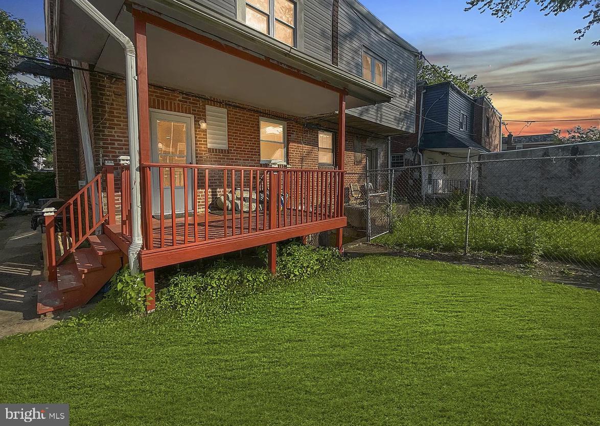 WEST OAK LANE - Residential