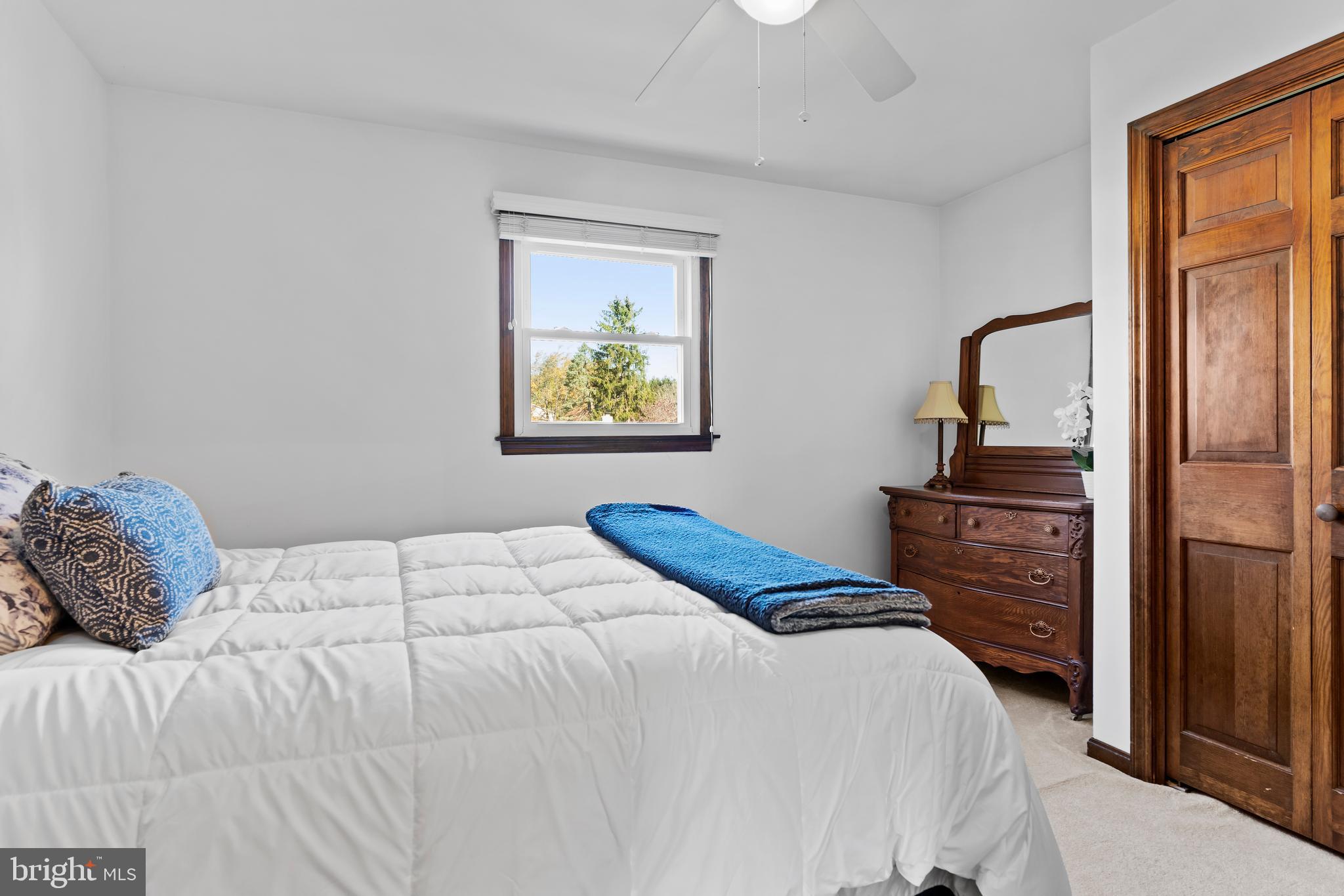 MEETING HOUSE HEIGHTS - Residential