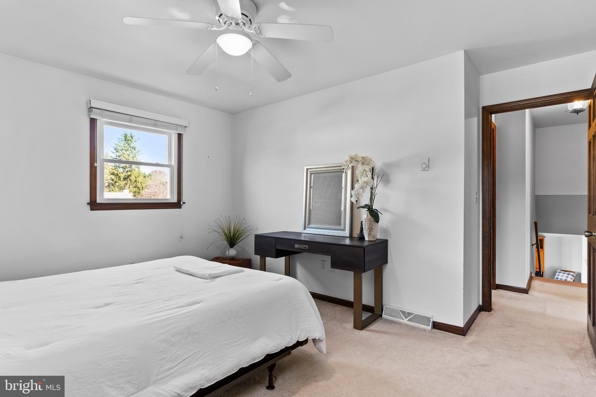 MEETING HOUSE HEIGHTS - Residential