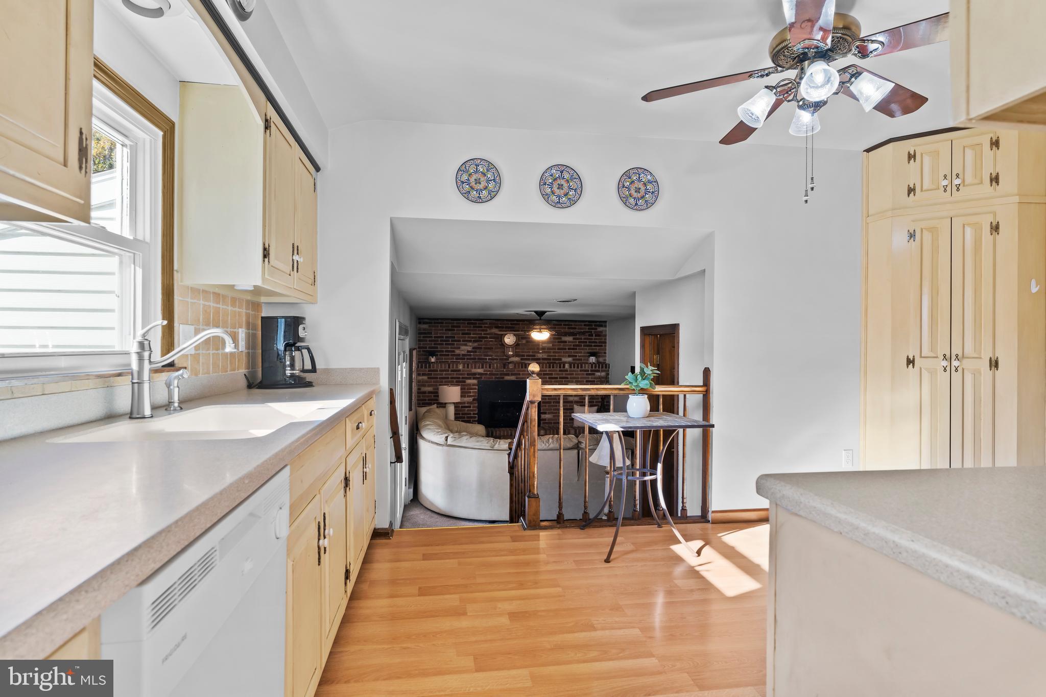 MEETING HOUSE HEIGHTS - Residential