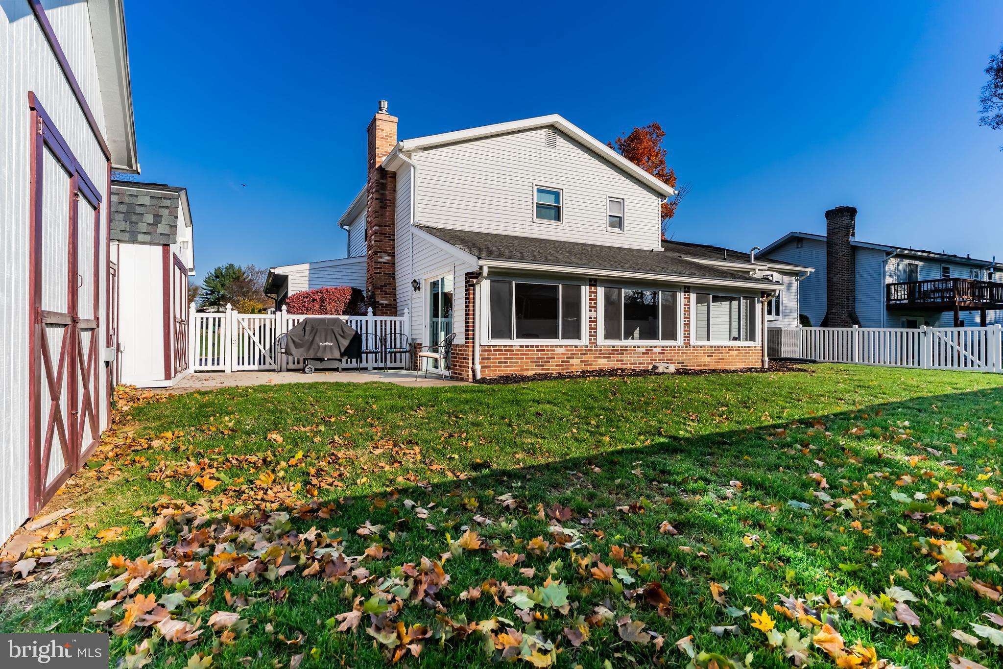 MEETING HOUSE HEIGHTS - Residential
