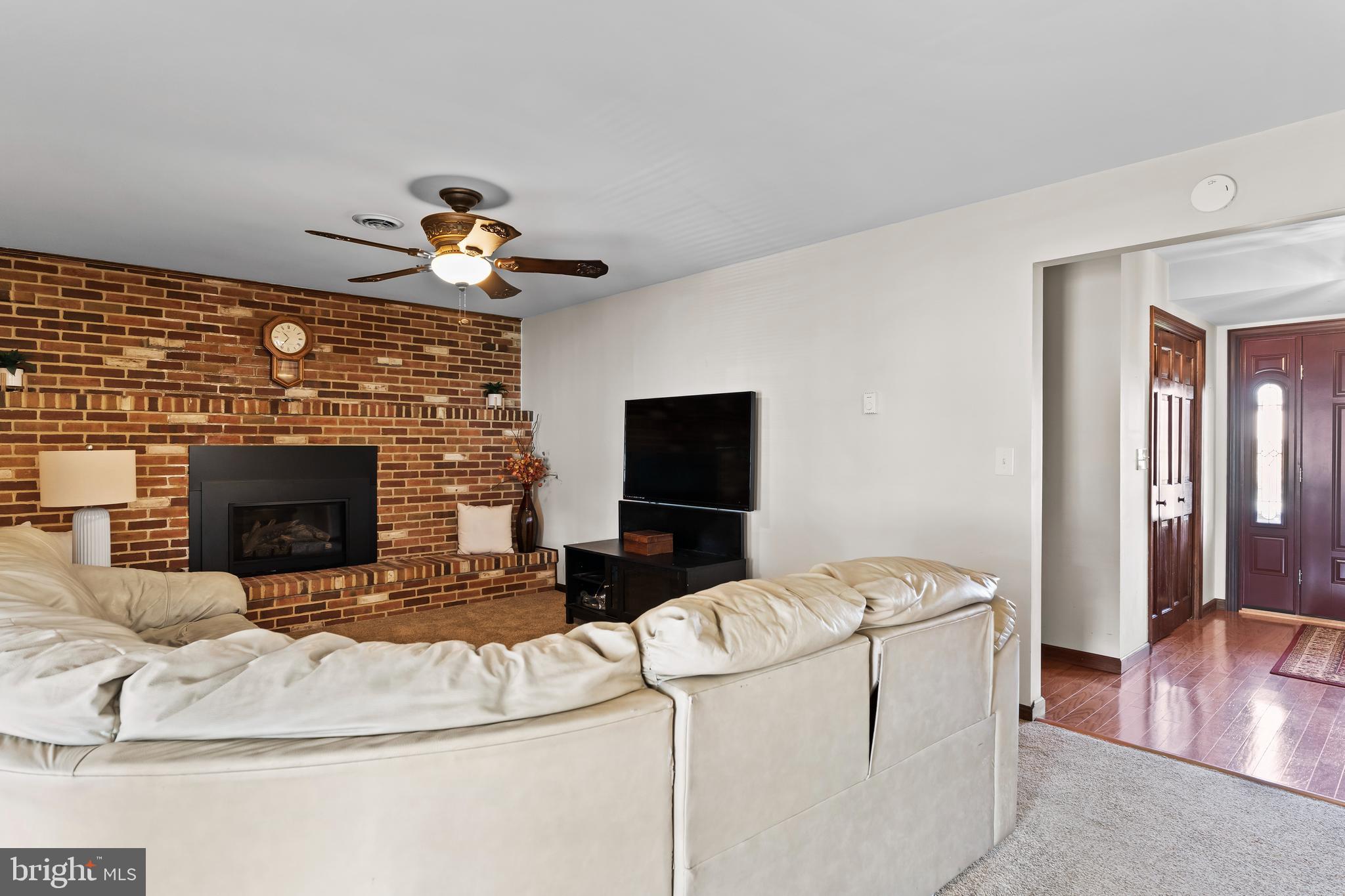 MEETING HOUSE HEIGHTS - Residential