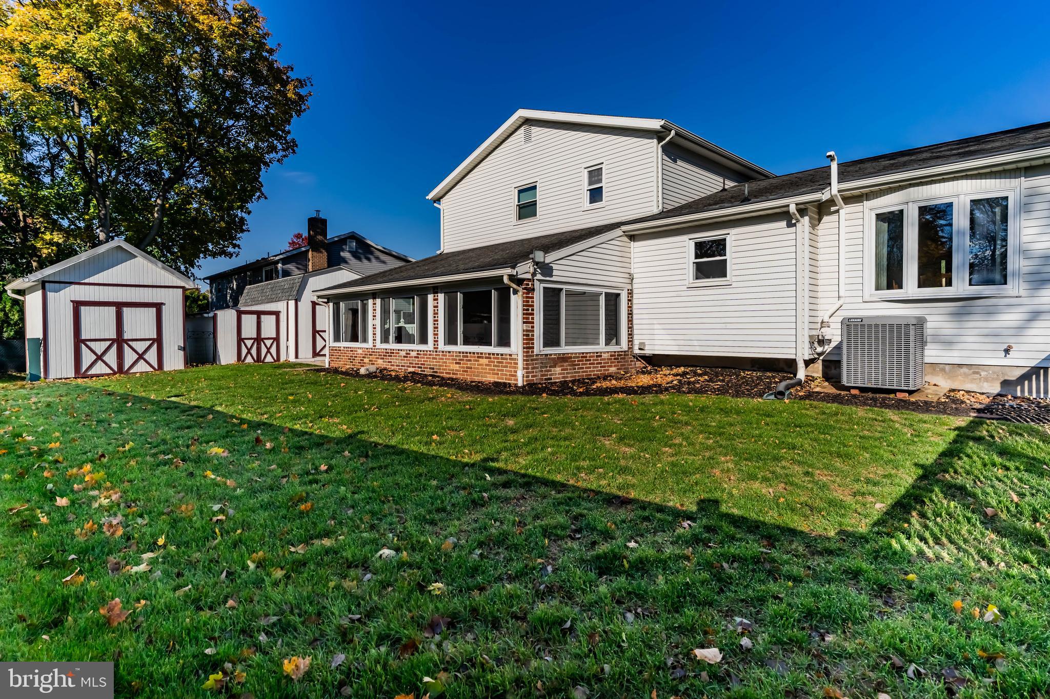 MEETING HOUSE HEIGHTS - Residential