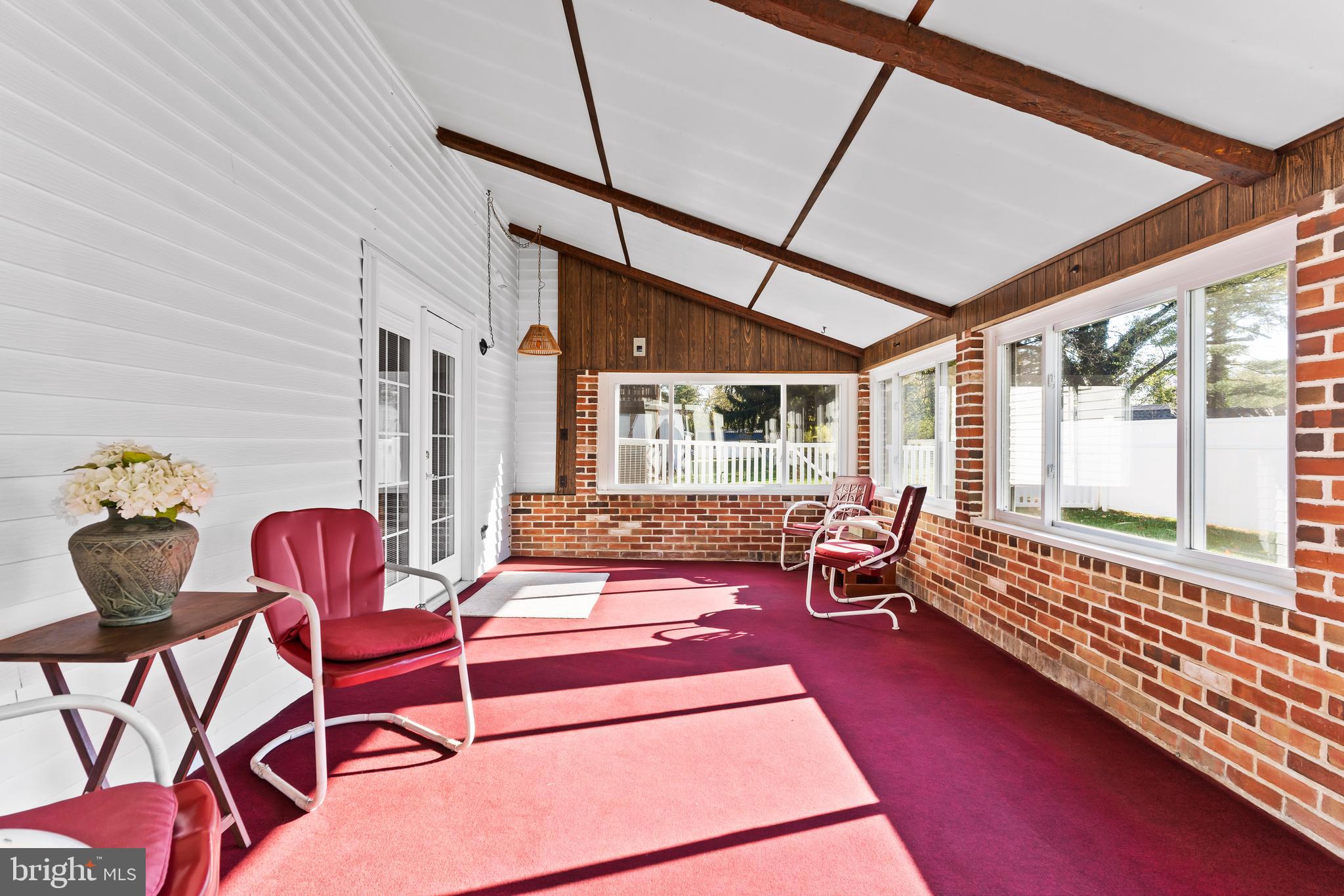 MEETING HOUSE HEIGHTS - Residential